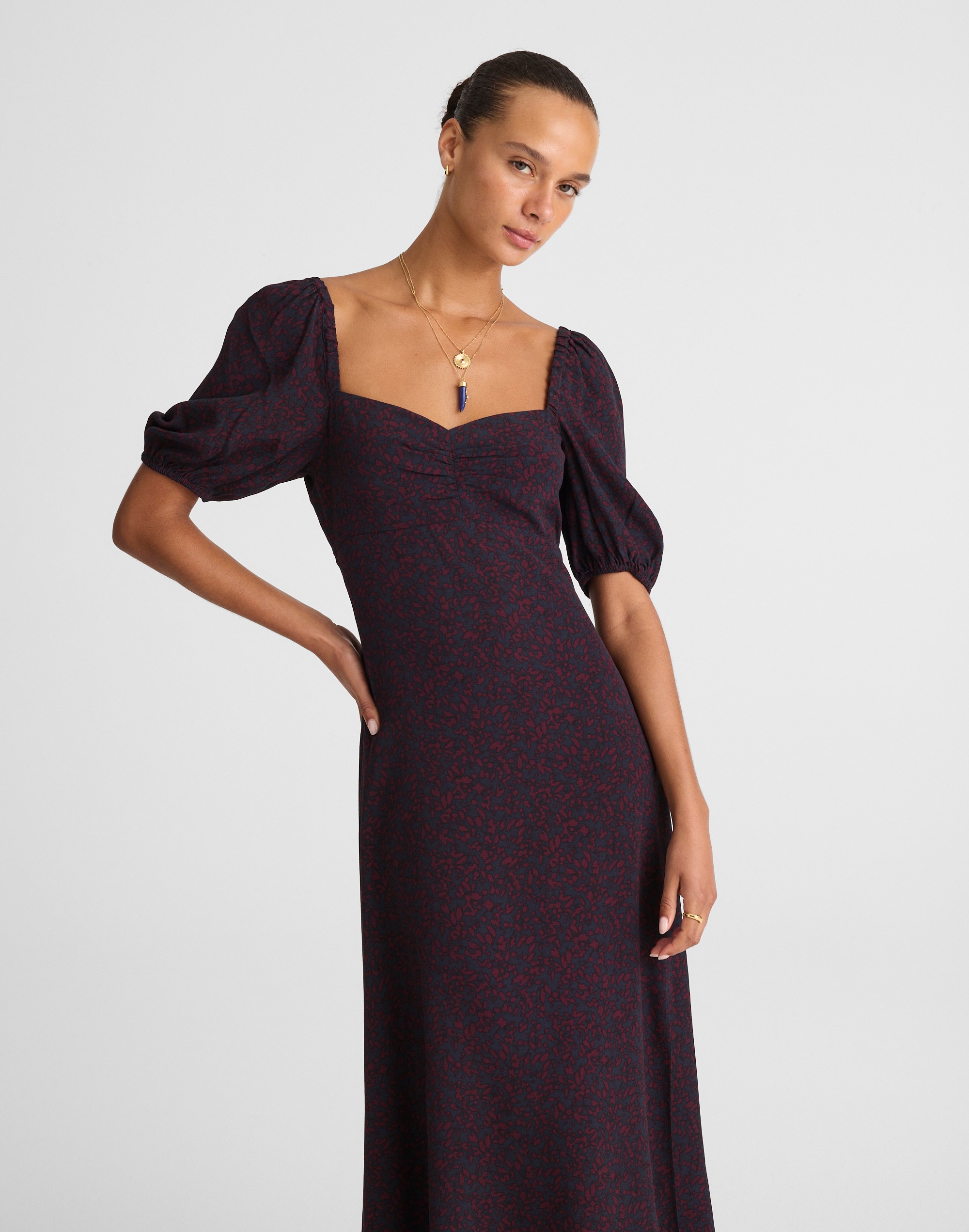 puff-sleeve sweetheart midi dress