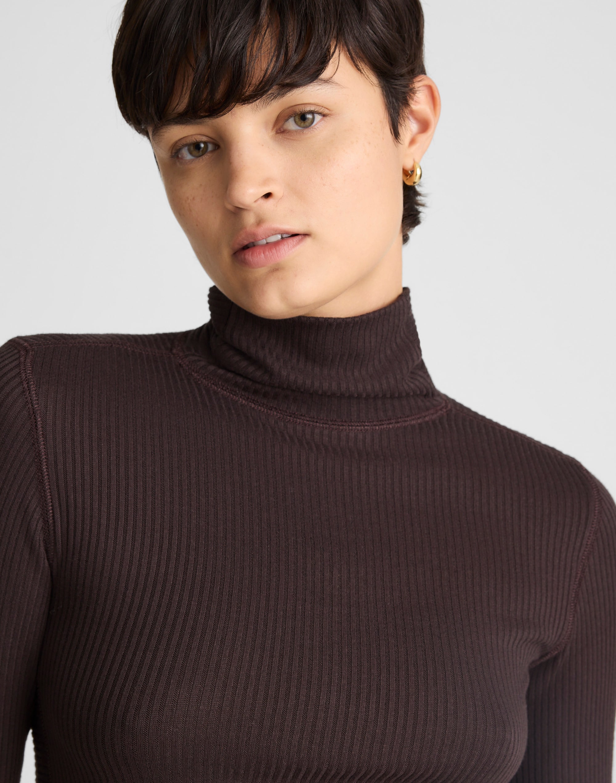 Ribbed Turtleneck Long-Sleeve Tee Alternate Image 5