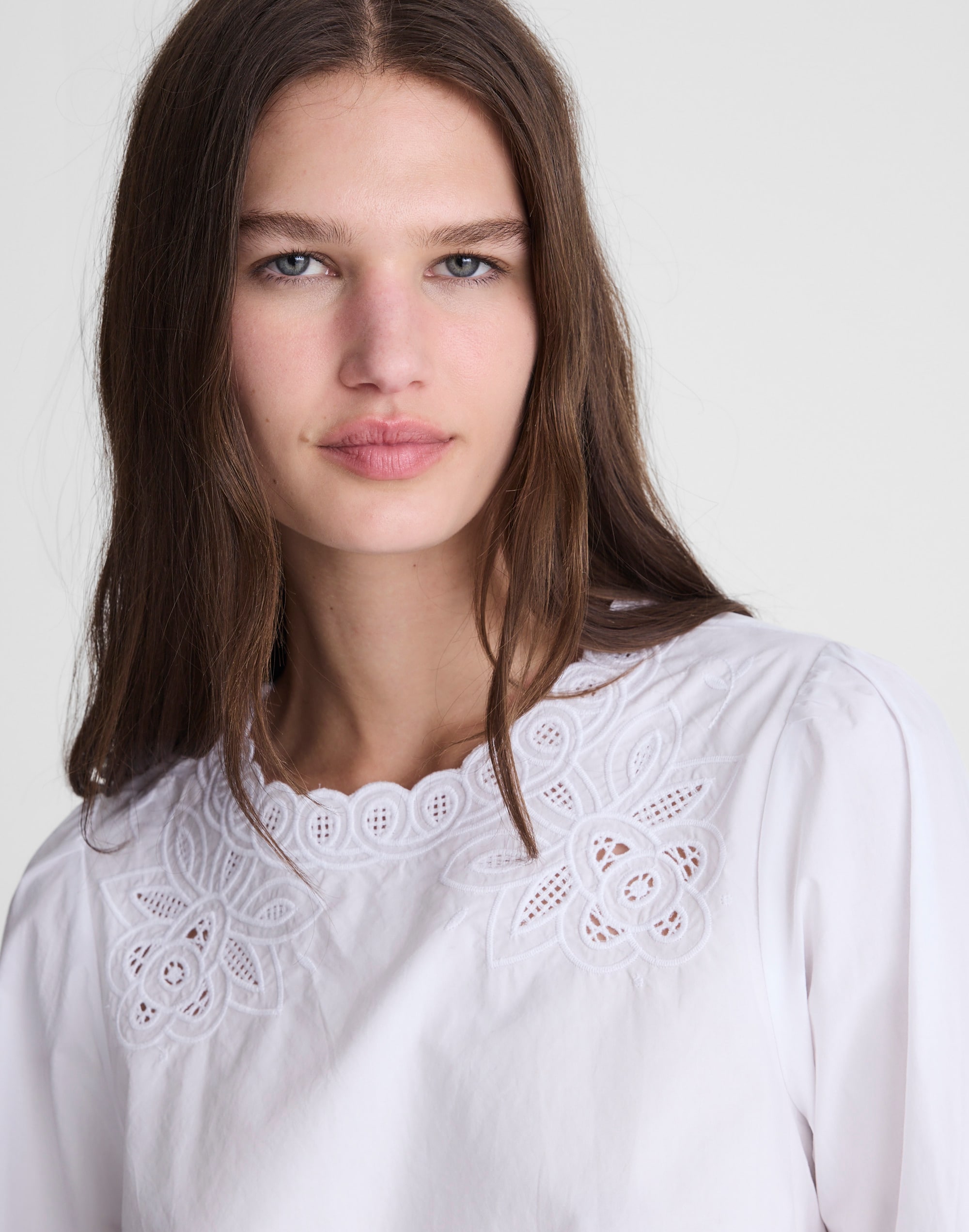 Embroidered Puff-Sleeve Top in Poplin