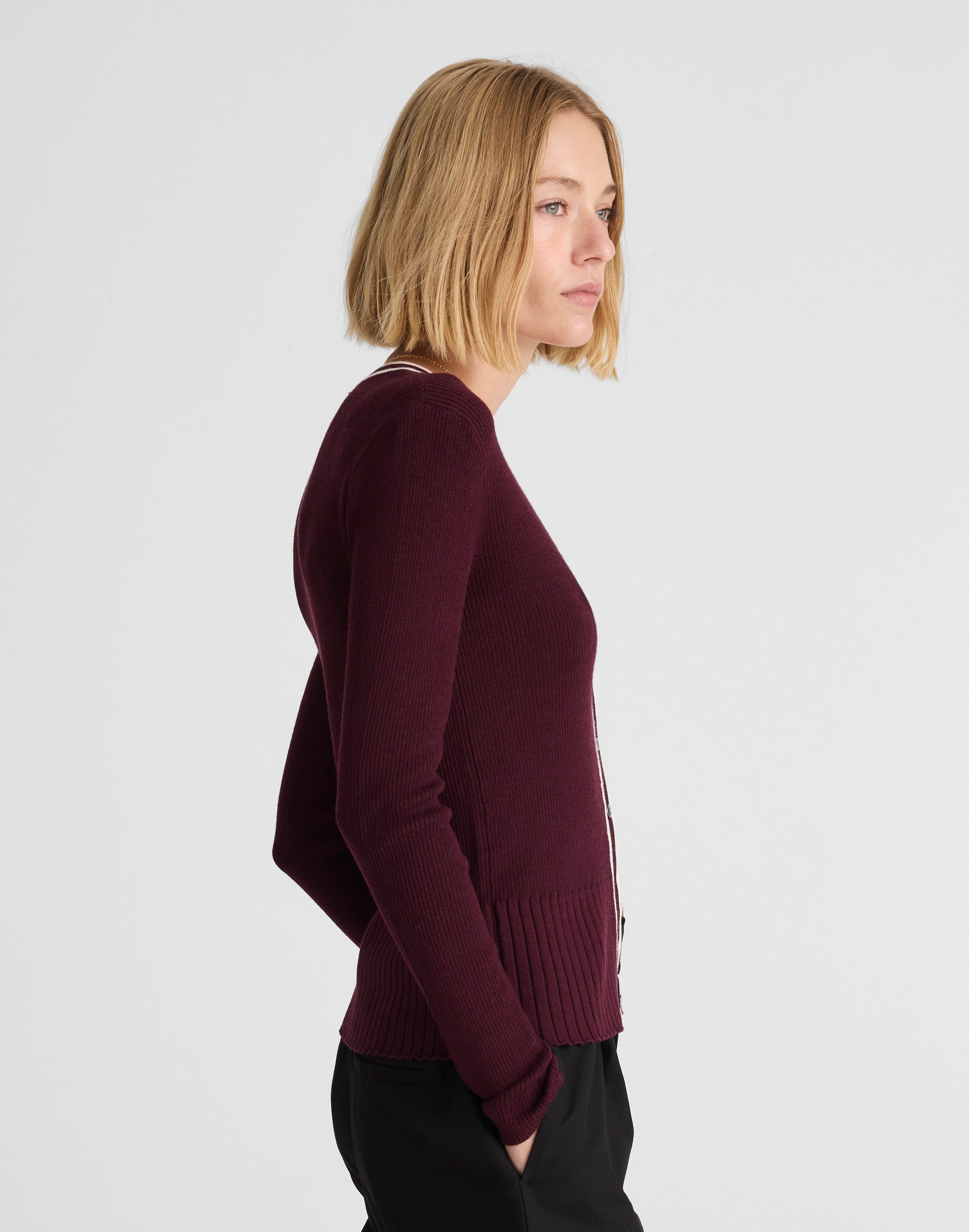 V-Neck Cardigan in Merino-Silk Blend