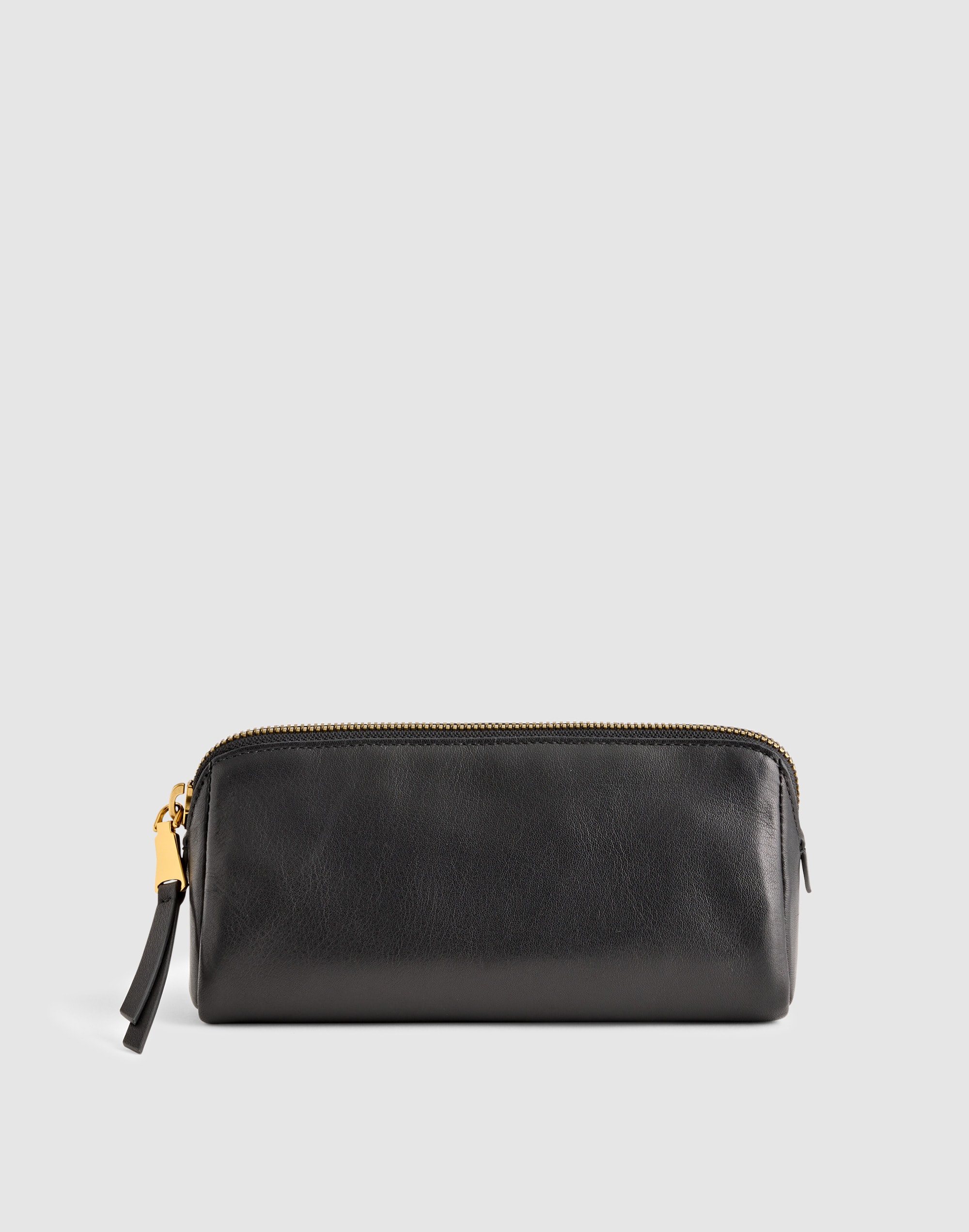 the makeup pouch in leather