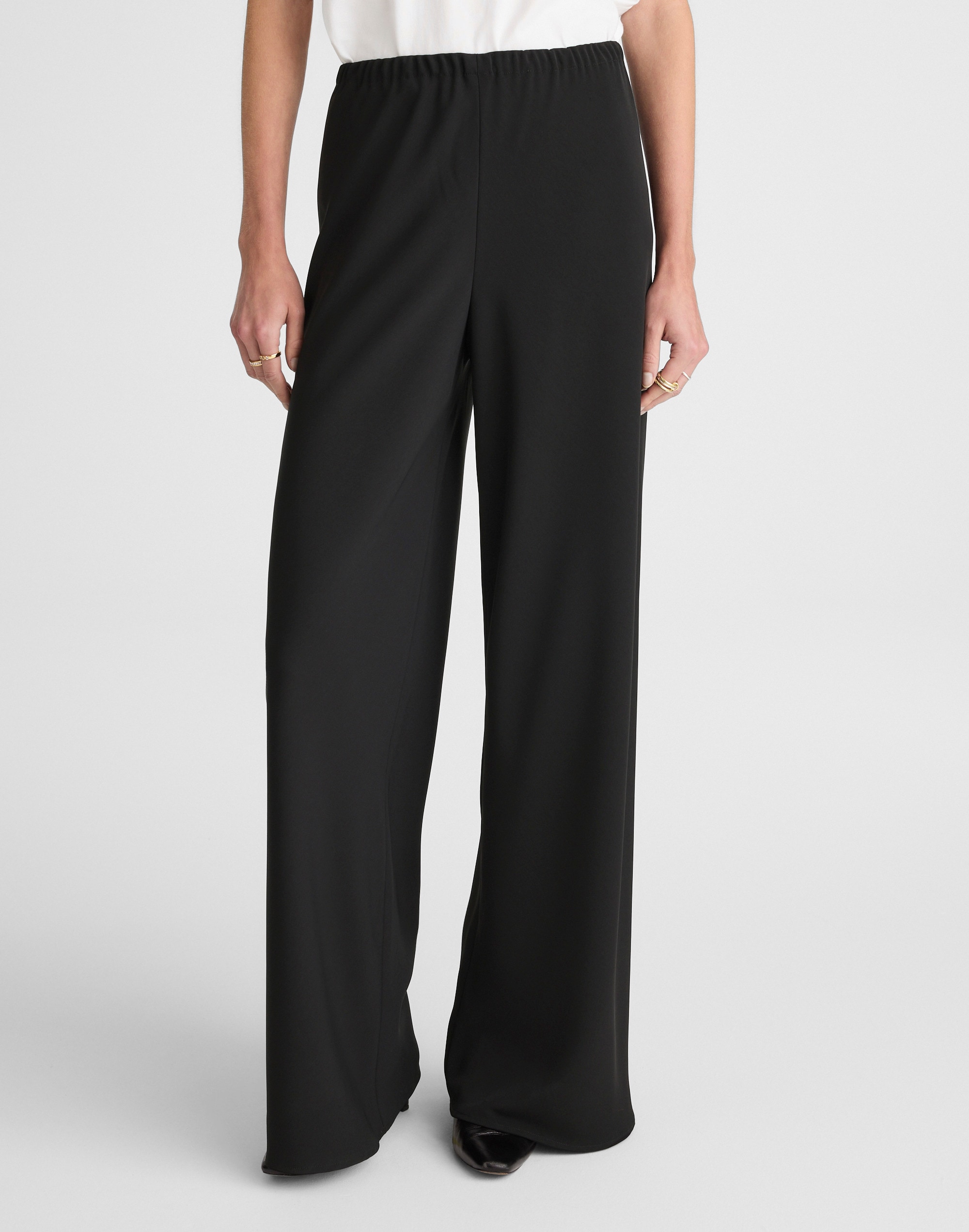 Pull-On Pants in Crepe