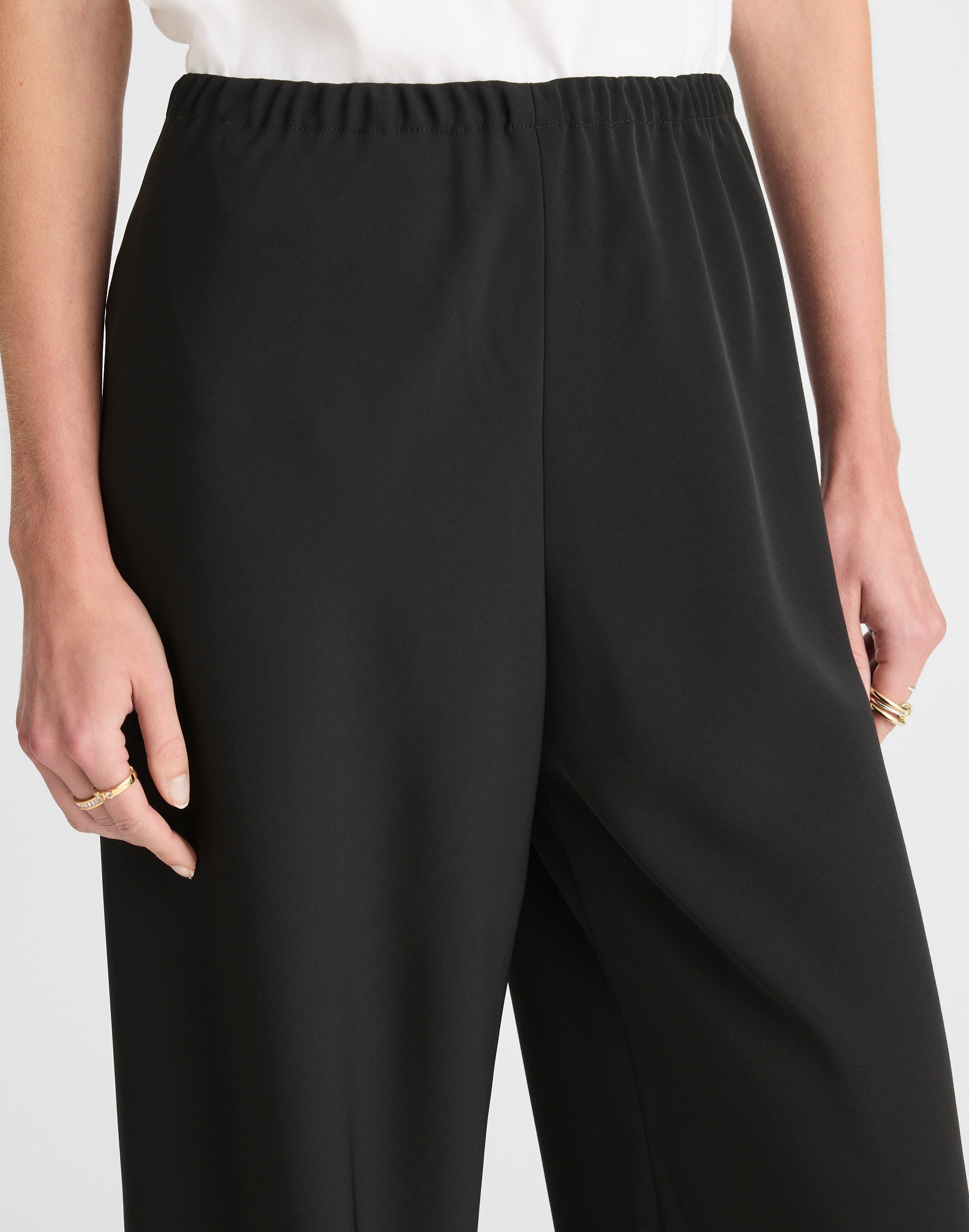 Pull-On Pants in Crepe