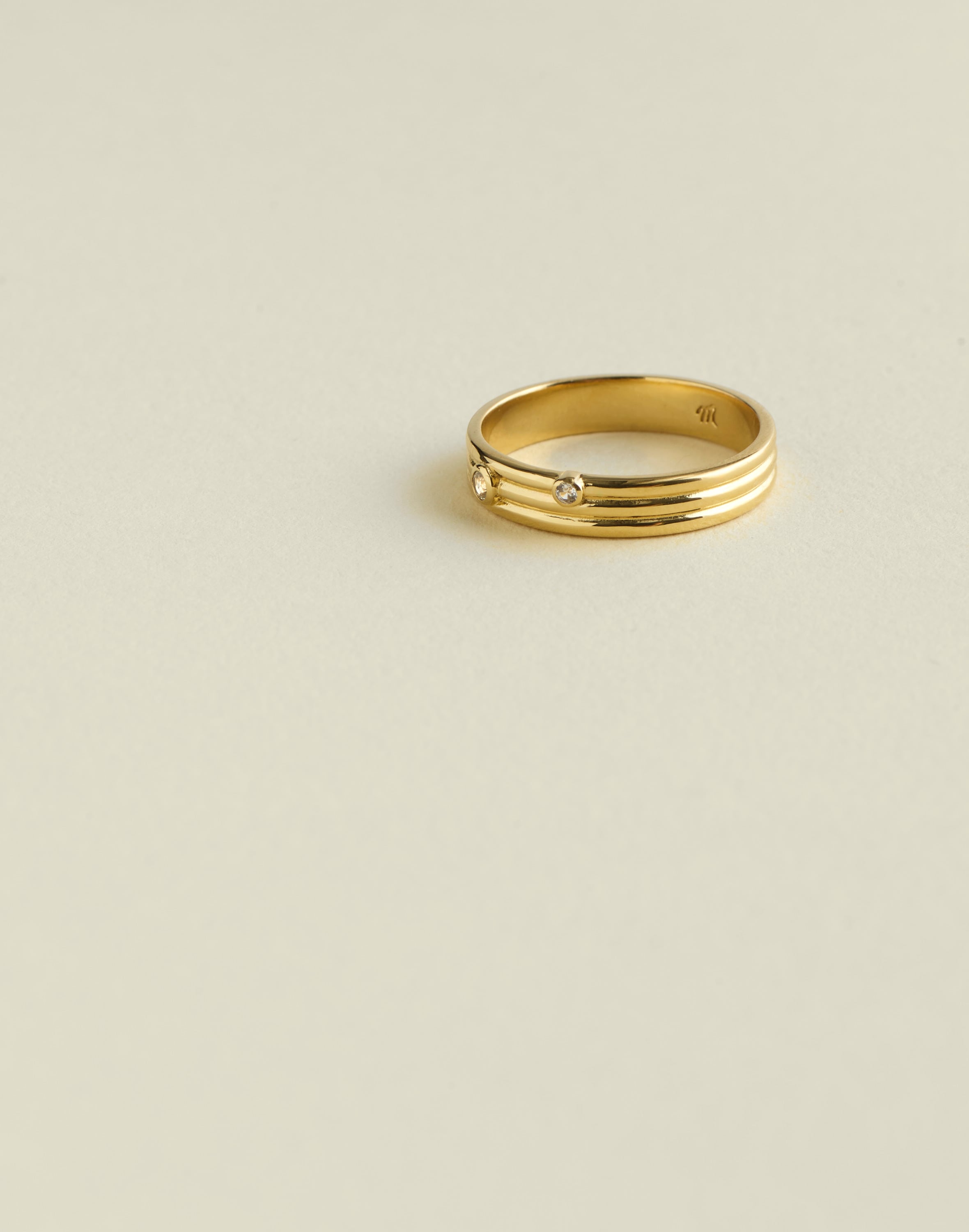 Madewell Demi-fine Crystal Ribbed Ring In Gold