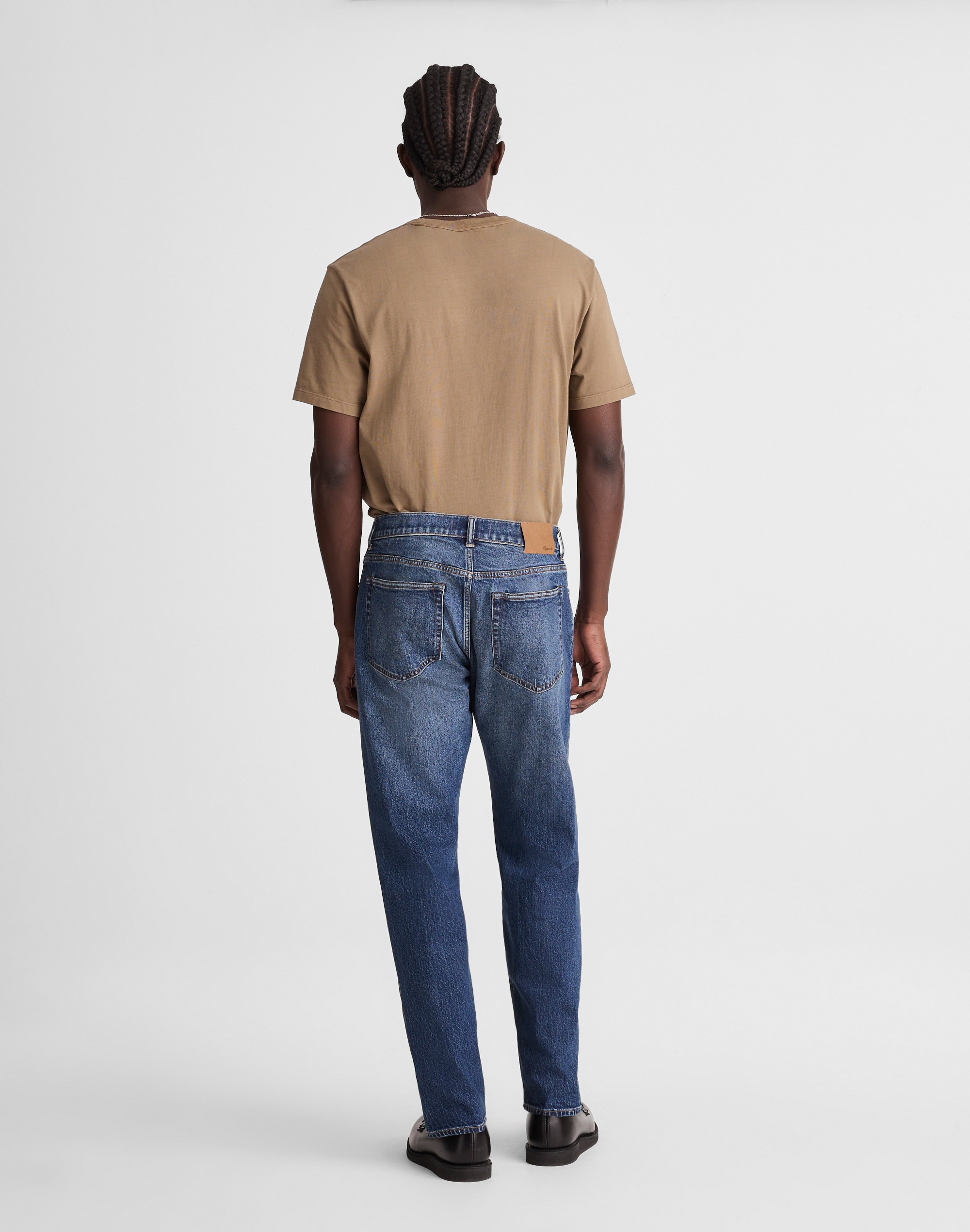 Relaxed Taper Jeans