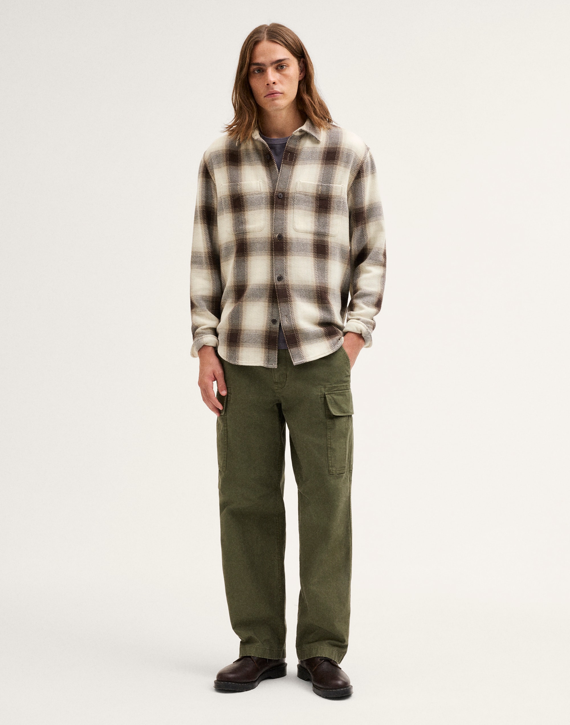Button-Up Shirt in Midweight Flannel