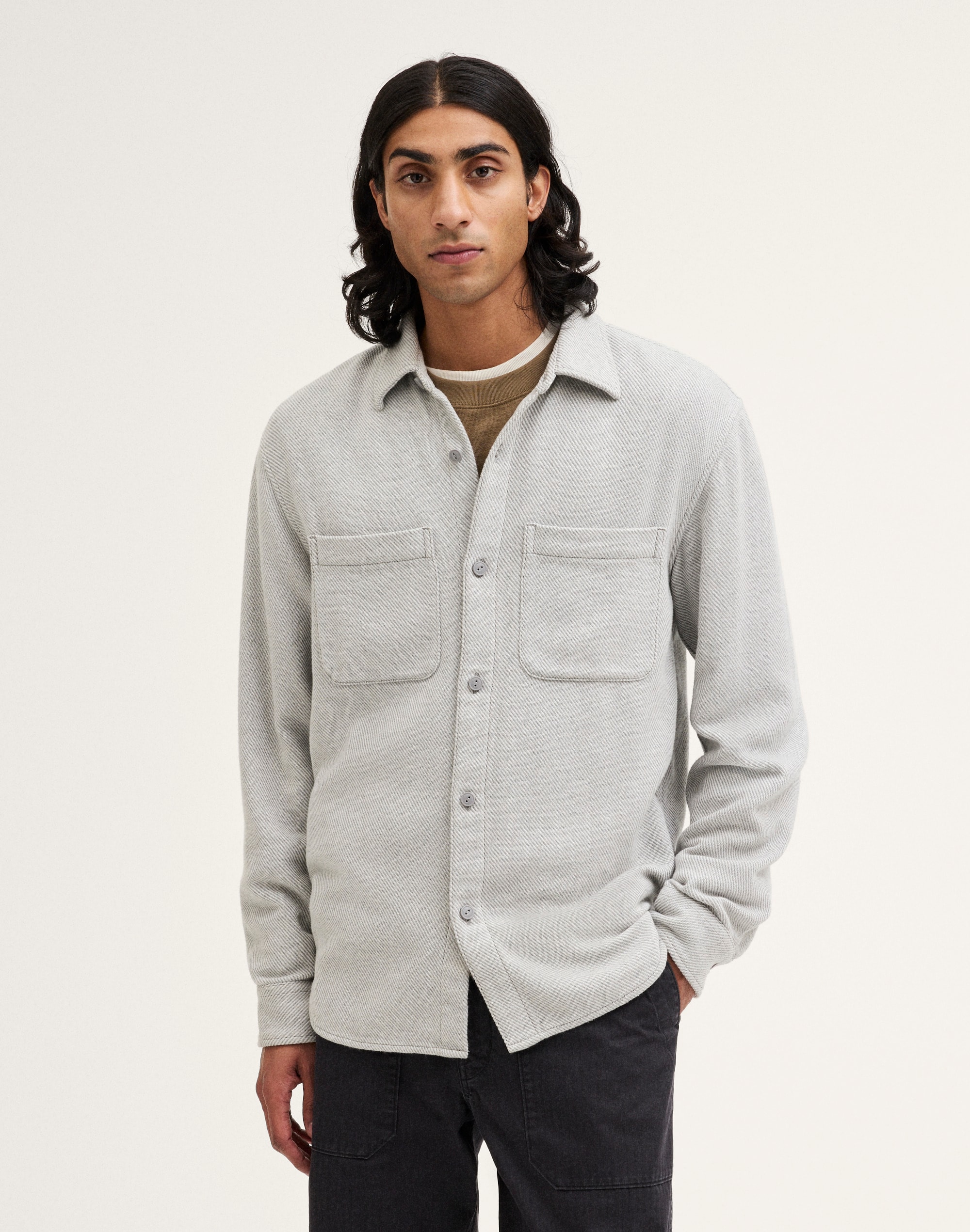 Button-Up Shirt in Midweight Flannel