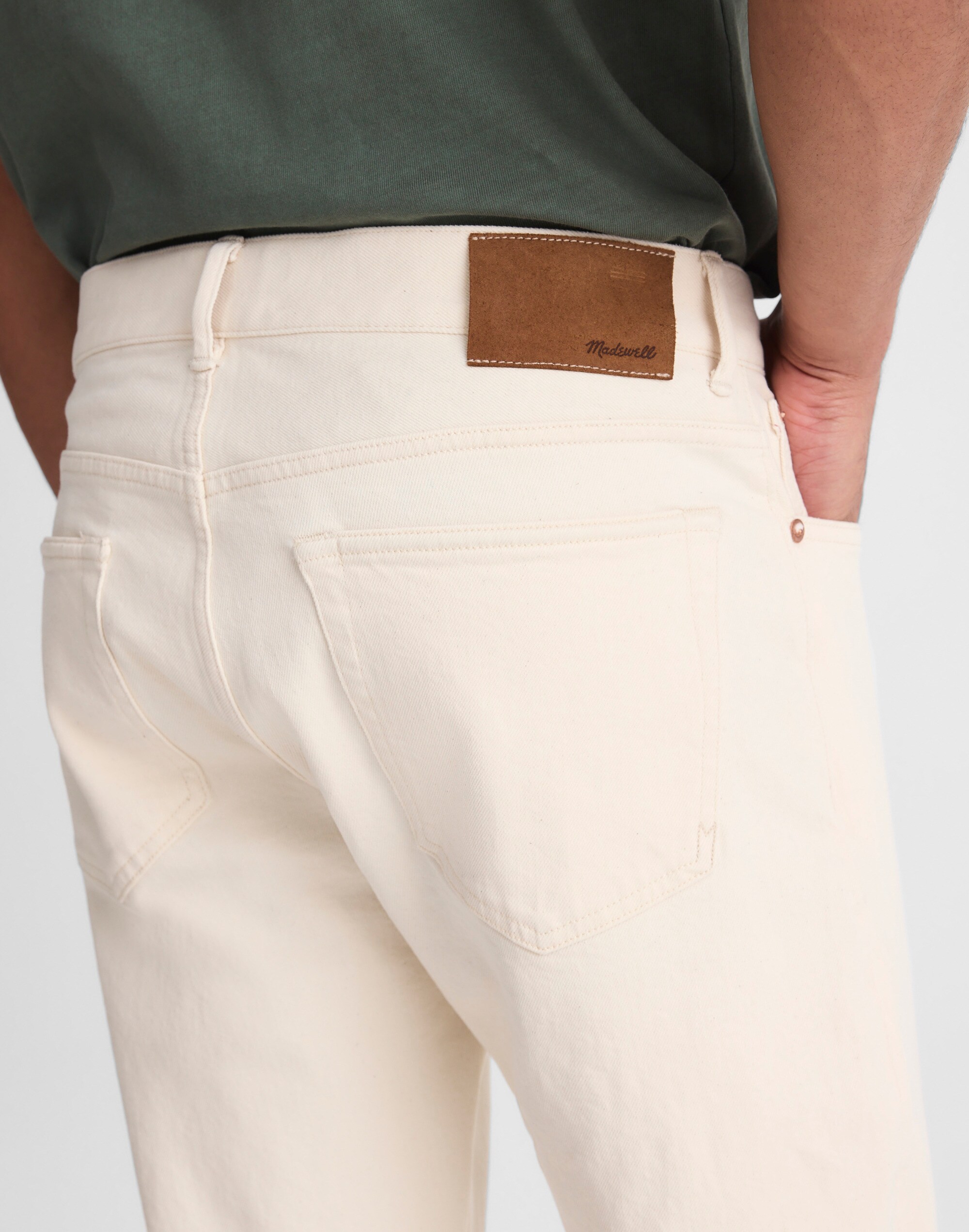 Relaxed Taper Jeans in Comfort Selvedge