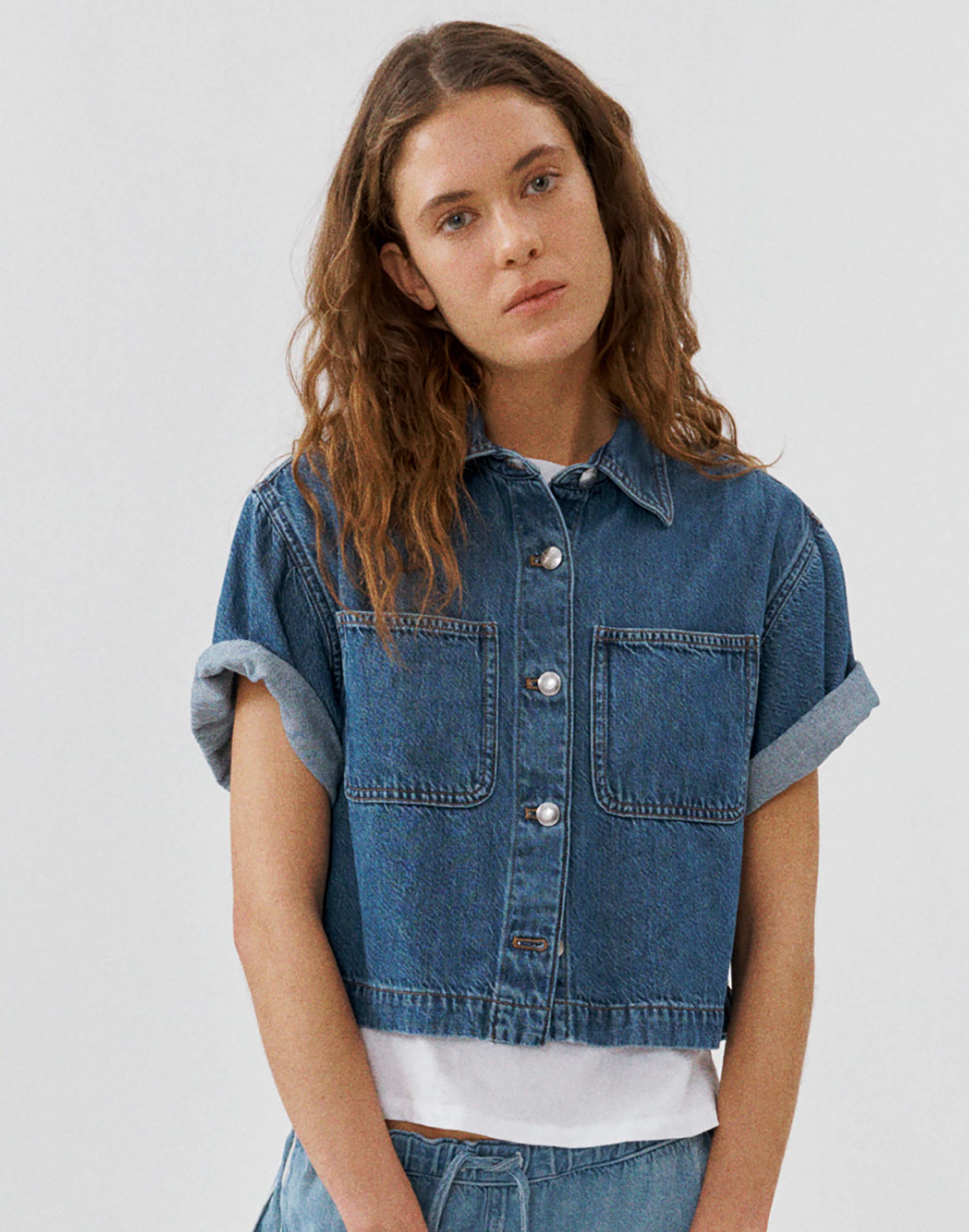 Airy Denim Boxy-Crop Button-Up Shirt