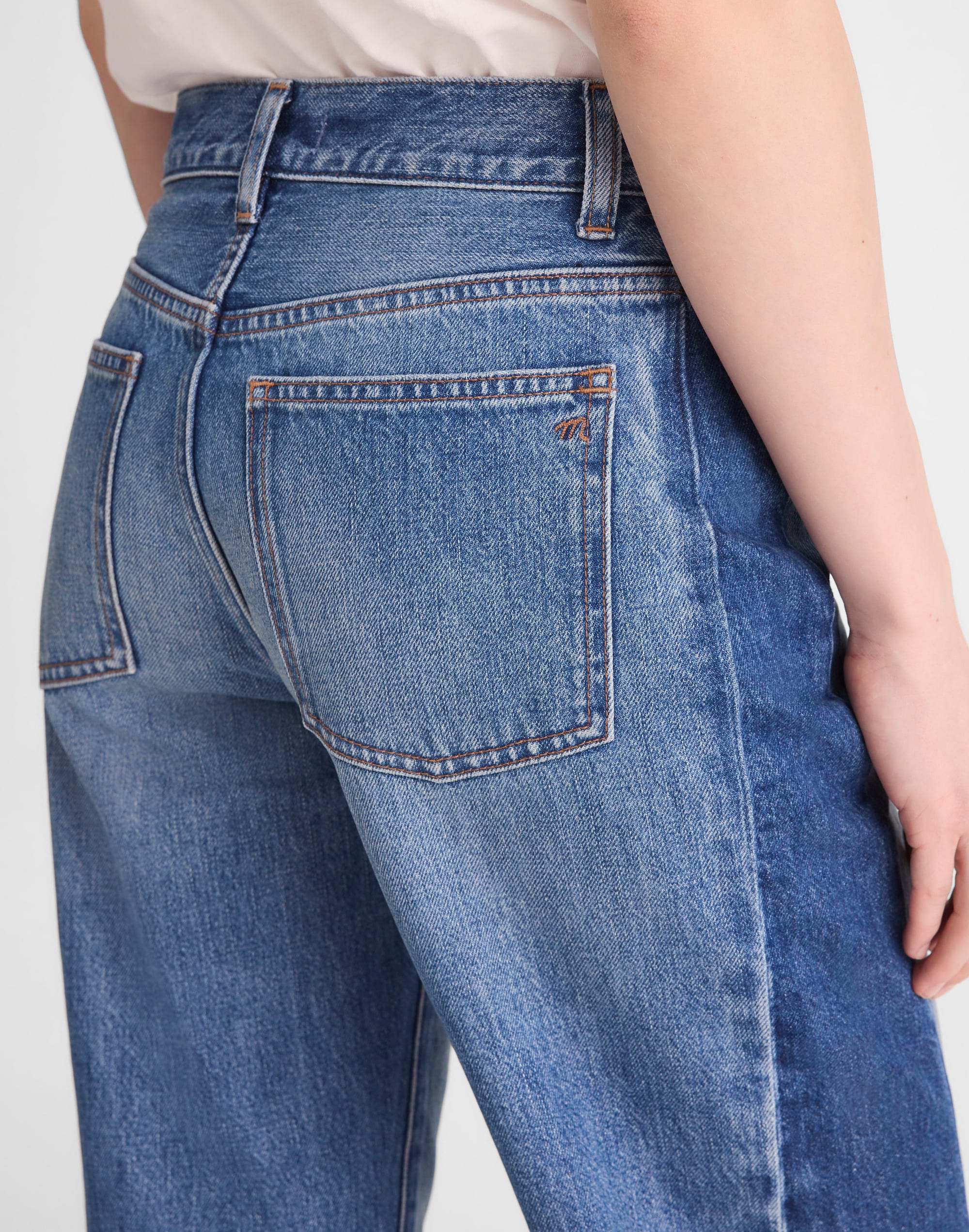 Pieced Barrel-Leg Jeans