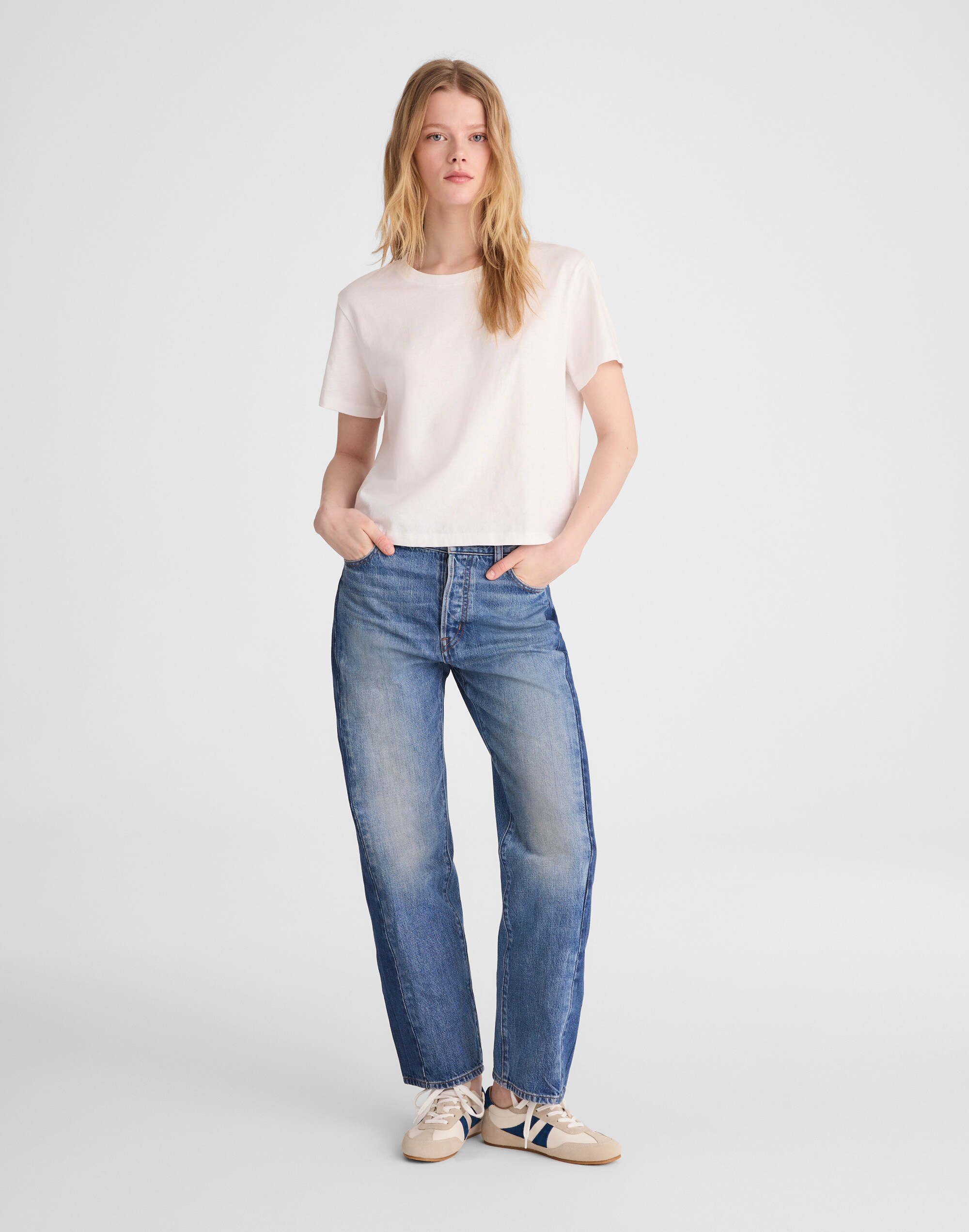 Pieced Barrel-Leg Jeans