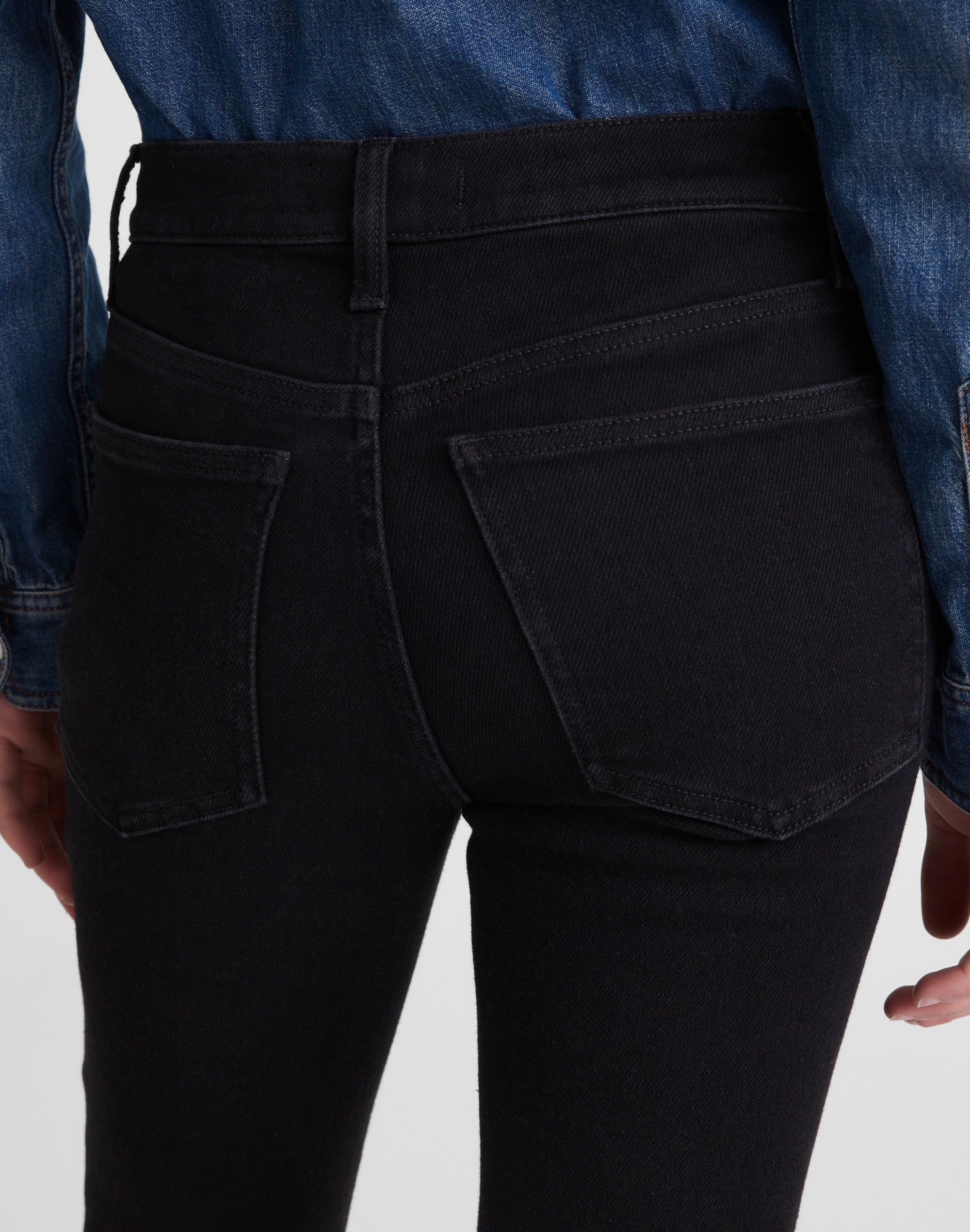 The Stretch Flare Crop Jean