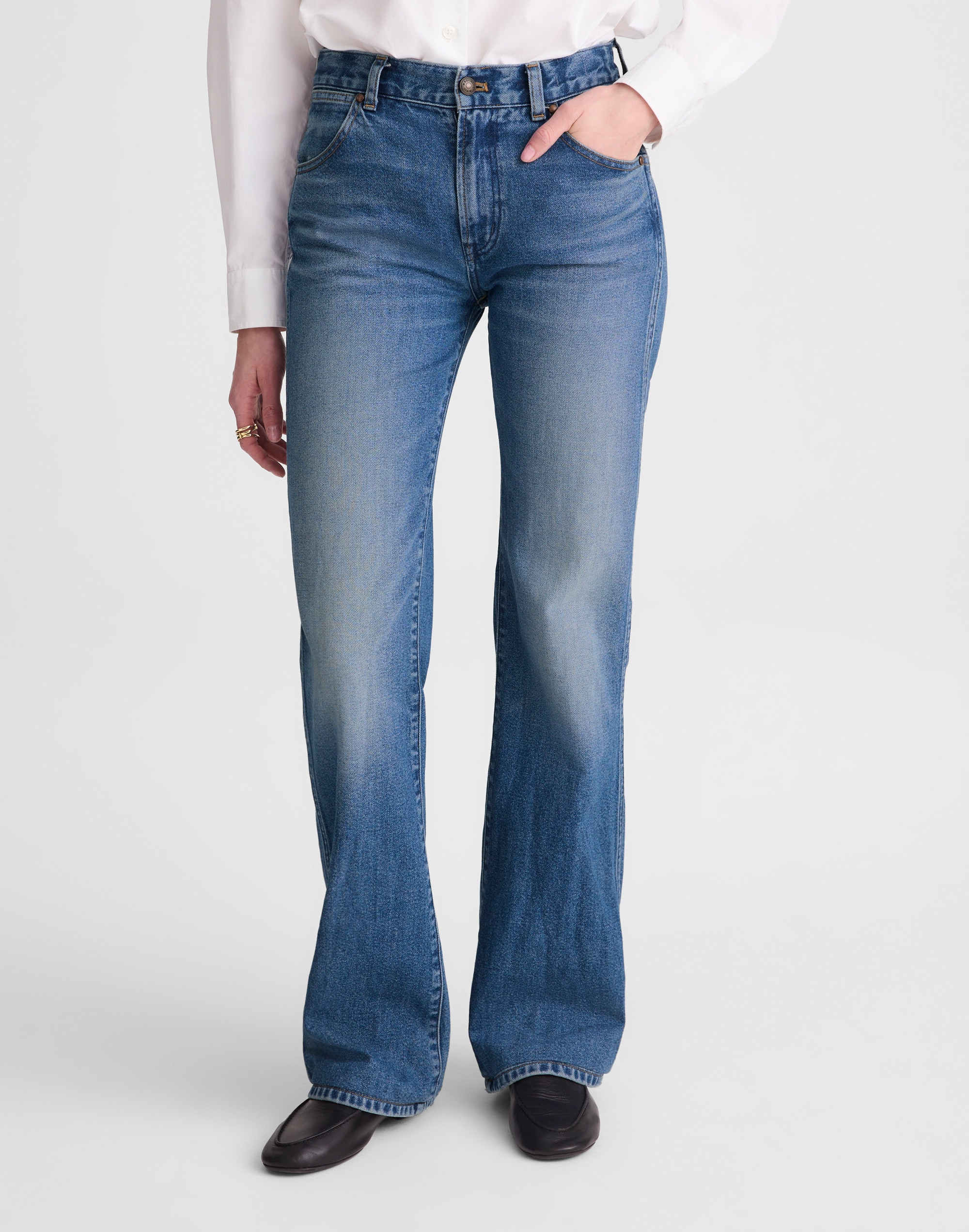 Relaxed Bootcut Jeans
