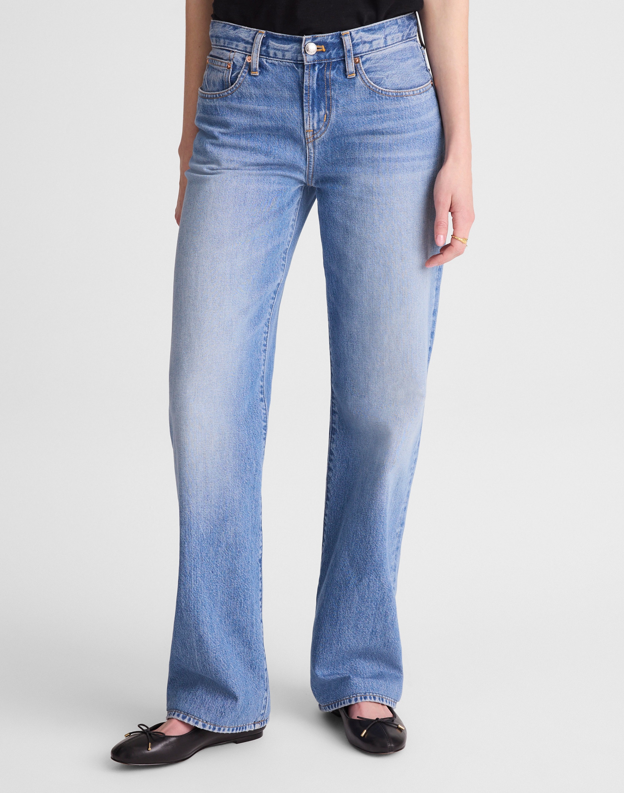 The Low-Rise Loose Jean in Midvale Wash