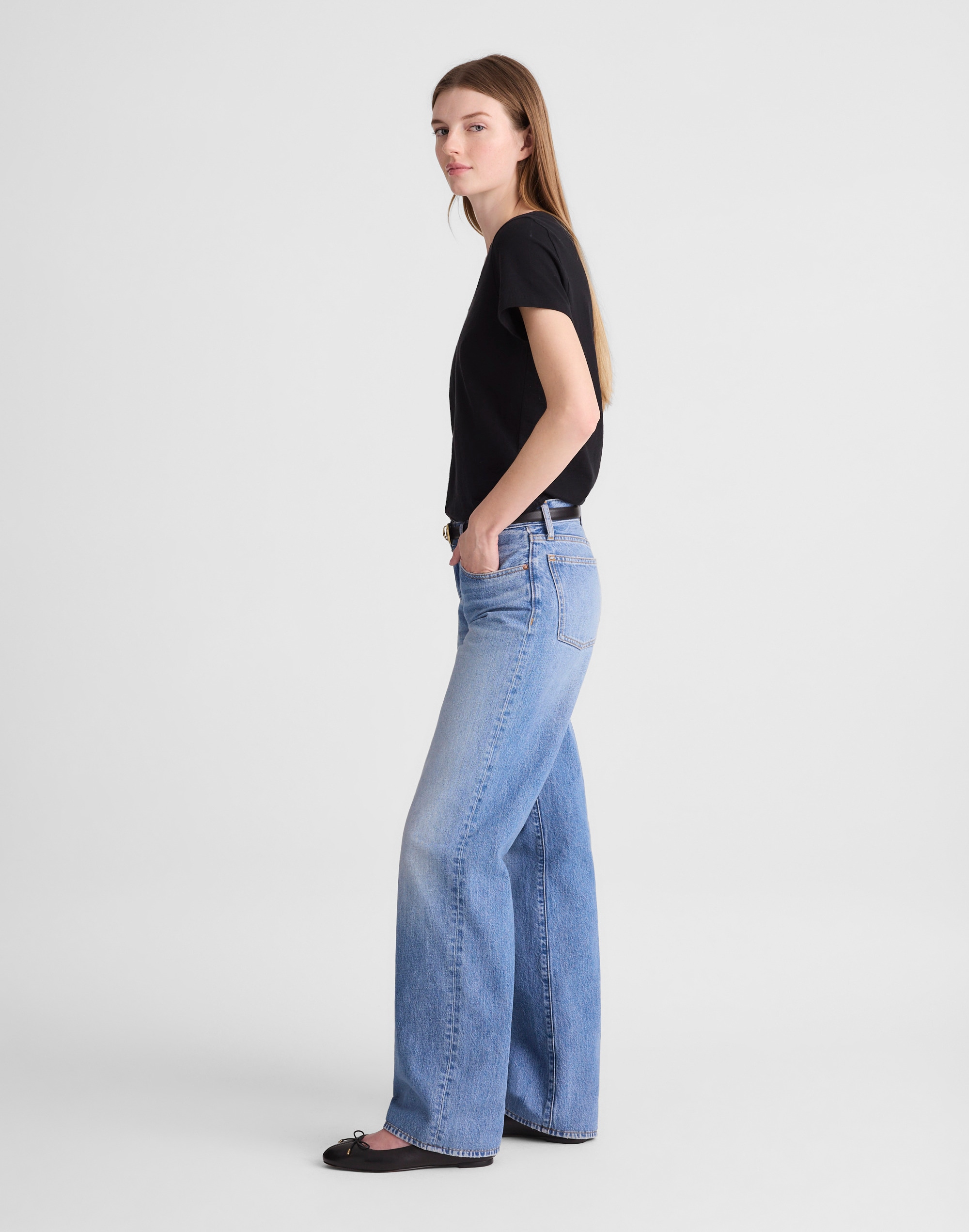 The Low-Rise Loose Jean in Midvale Wash