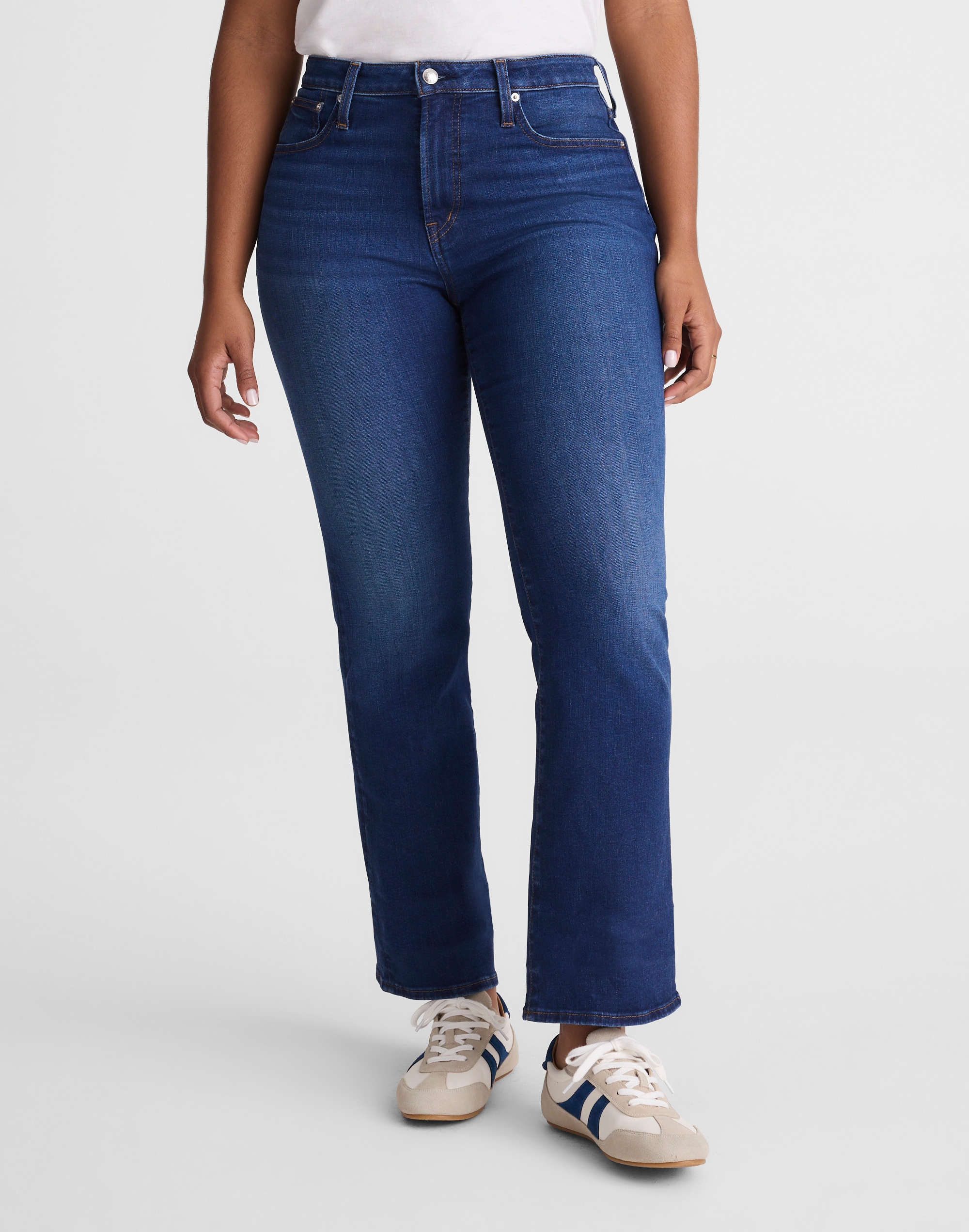 The Curvy Flare Crop Jean in Super Stretch Denim