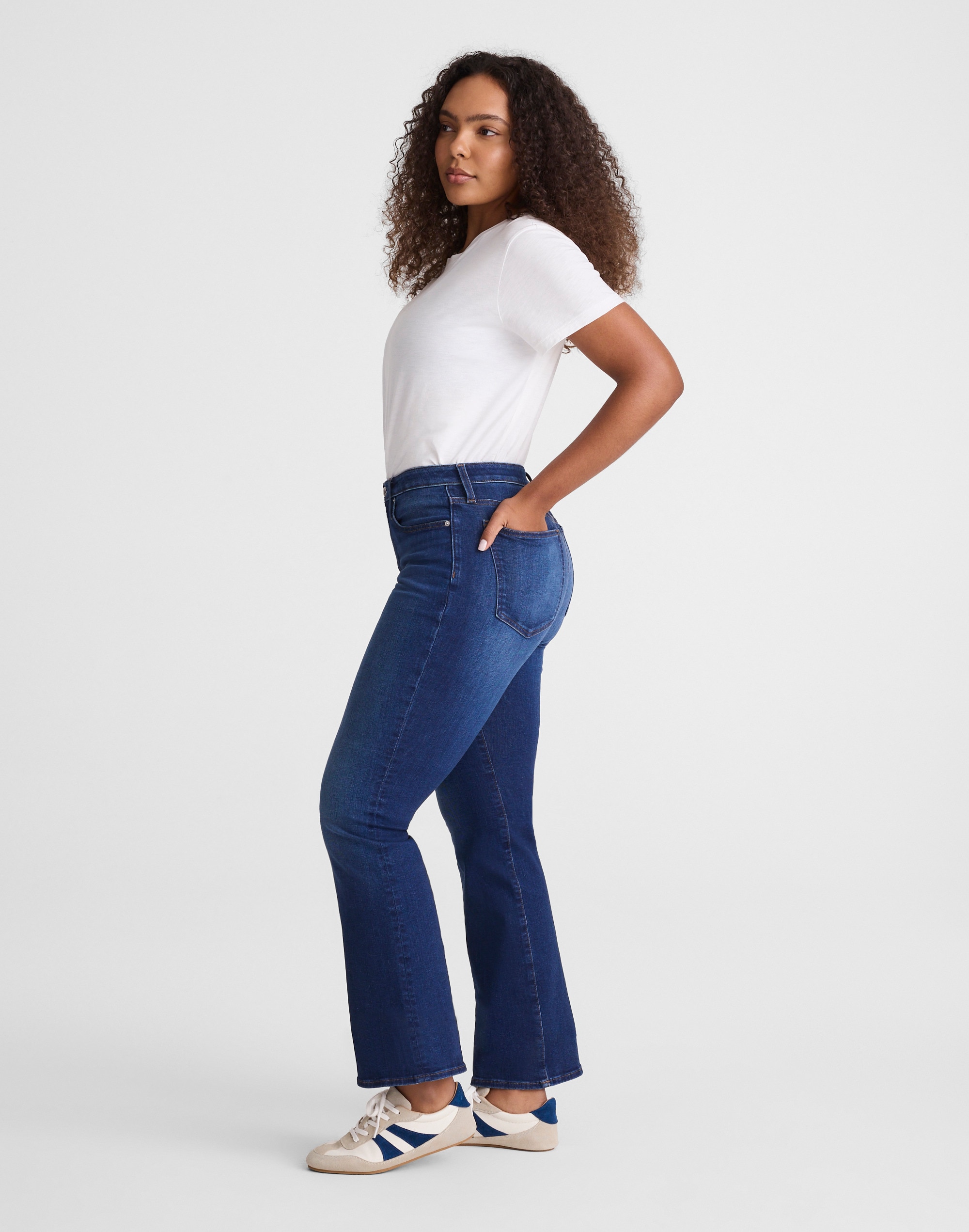 The Curvy Flare Crop Jean in Super Stretch Denim
