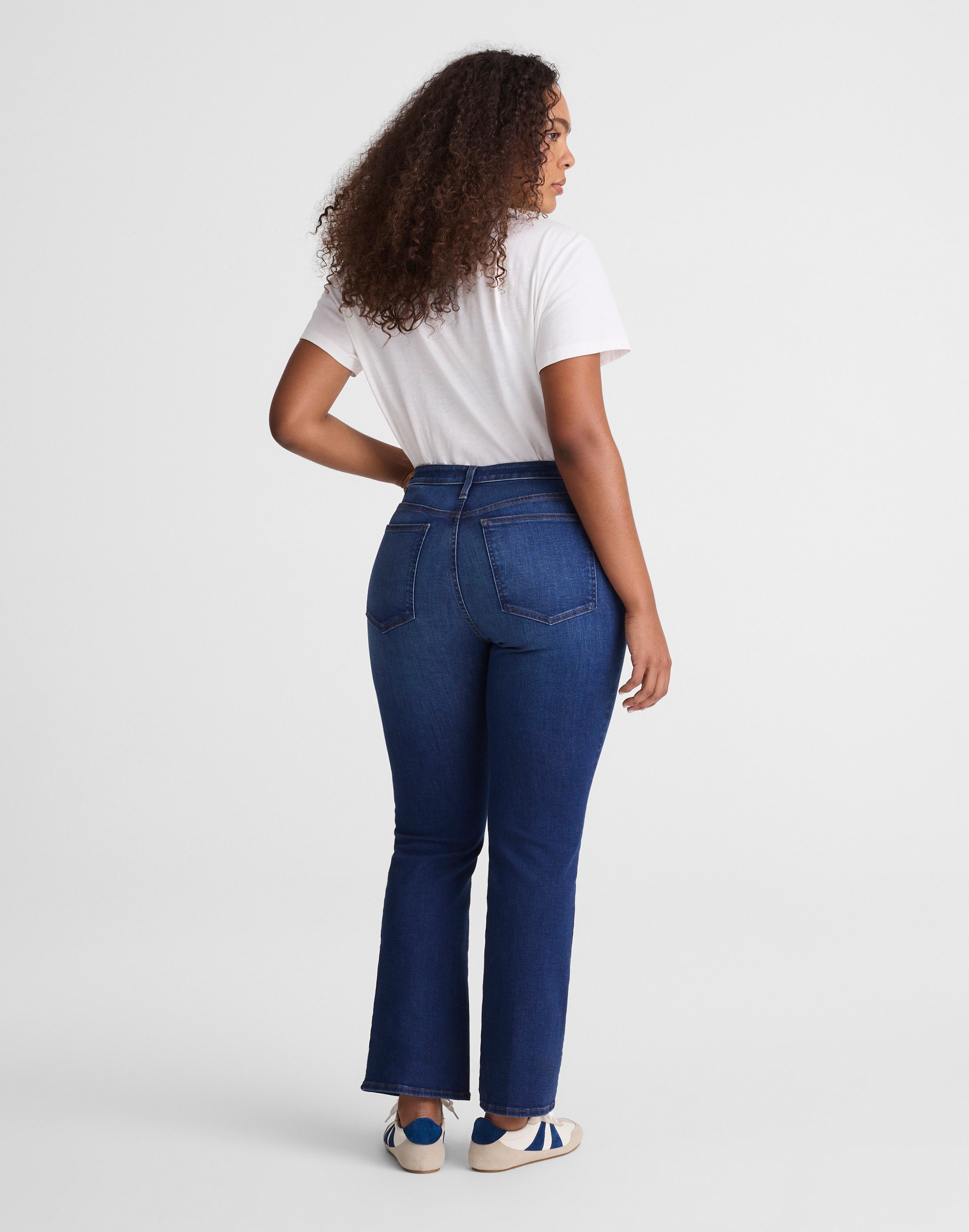 The Curvy Flare Crop Jean in Super Stretch Denim