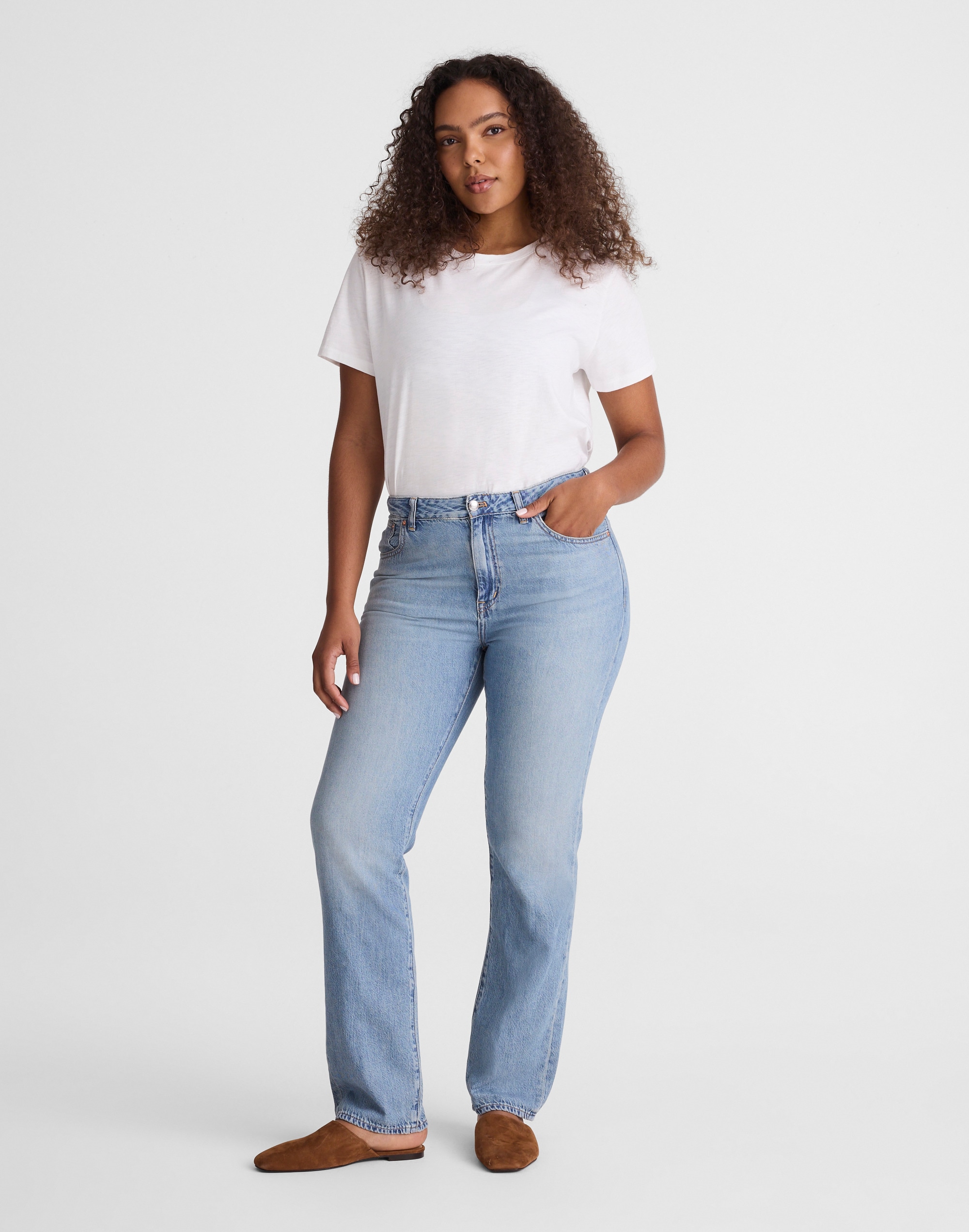 The Curvy Dean Easy Straight Jean in Airy Denim