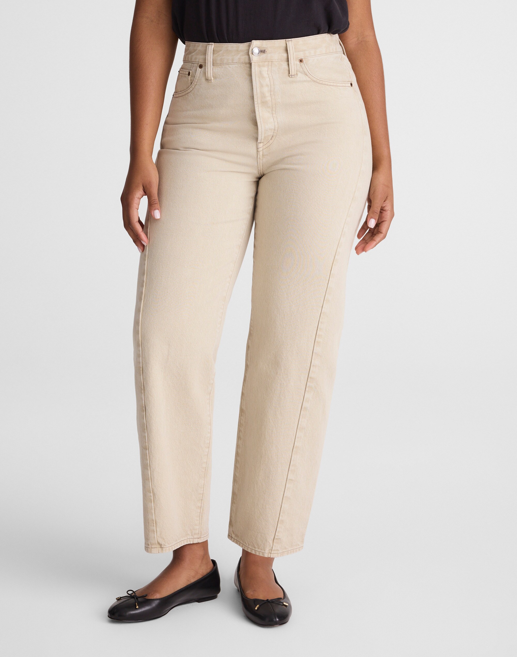 Curvy Pieced Barrel-Leg Jeans