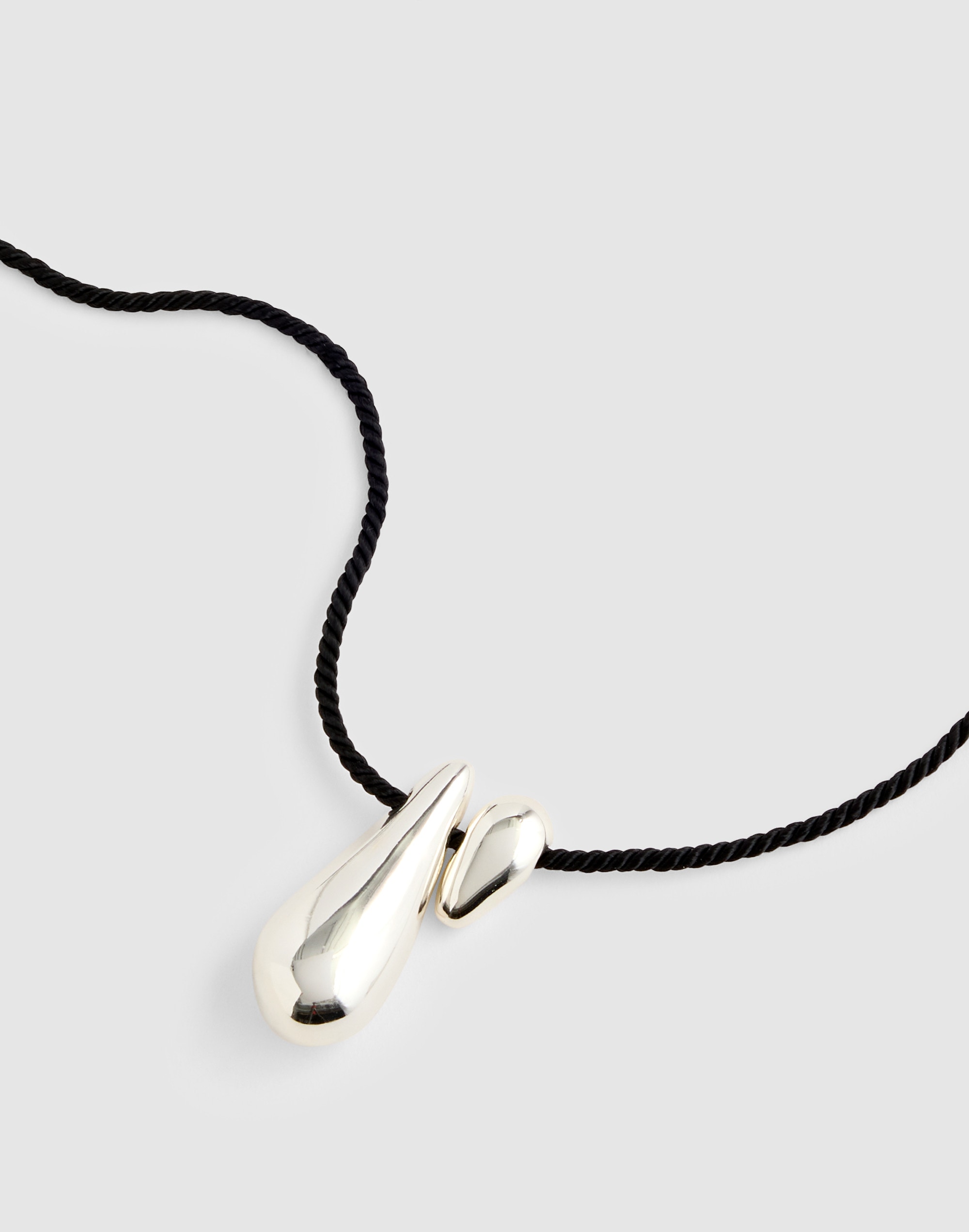 Madewell Double Droplet Pendant Necklace In Black