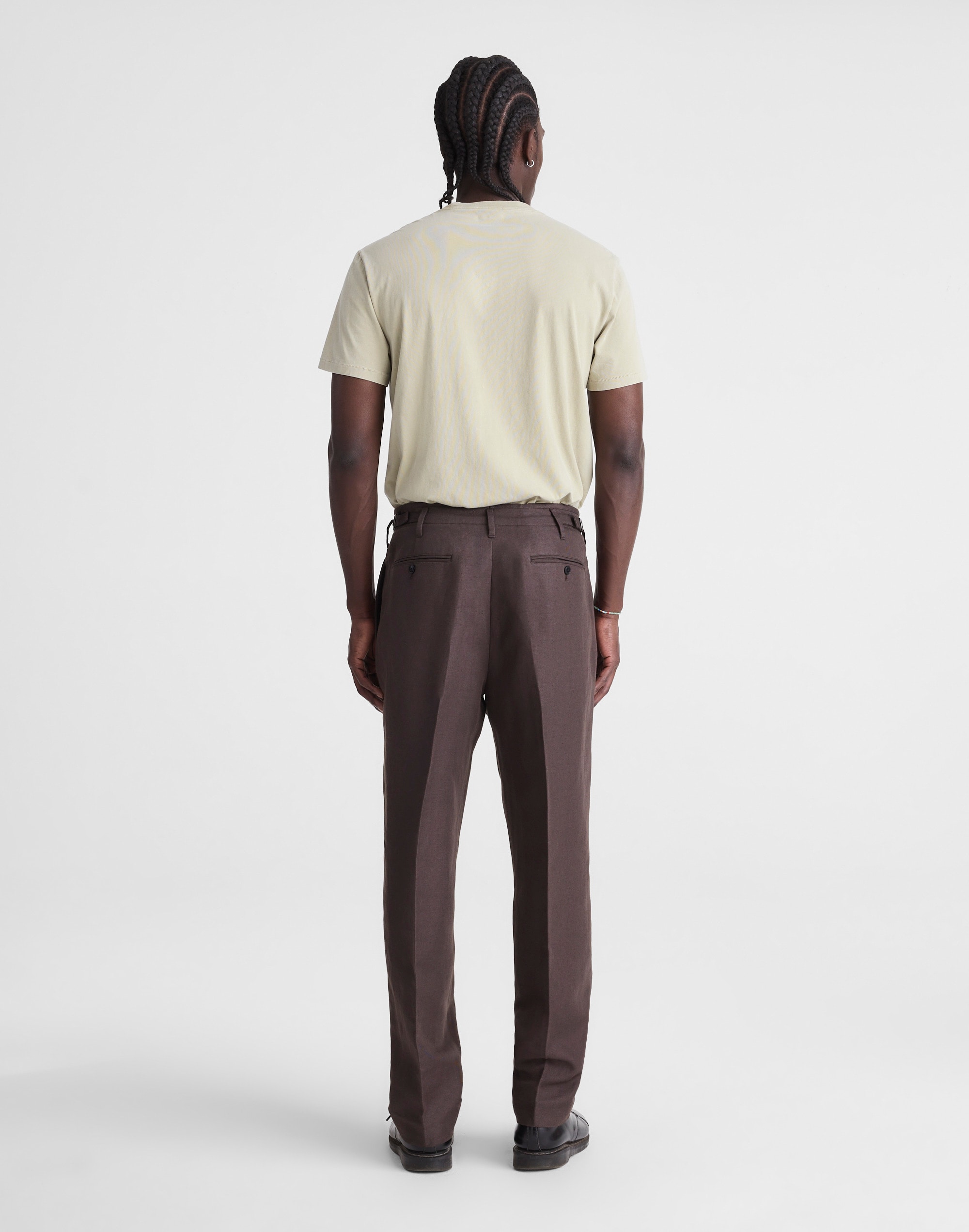 Double-Pleated Trousers in Linen-Cotton Blend