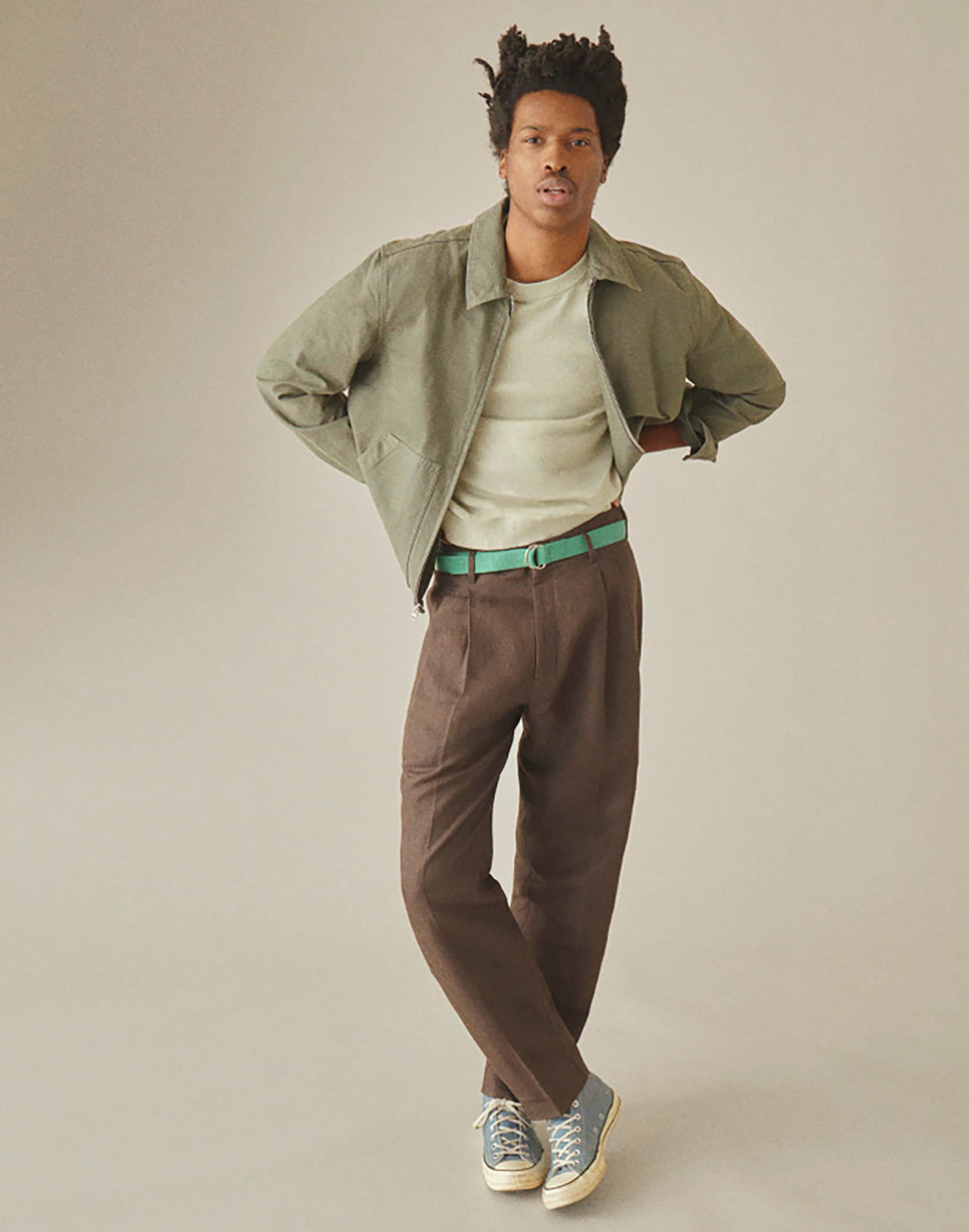 Double-Pleated Trousers in Linen-Cotton Blend