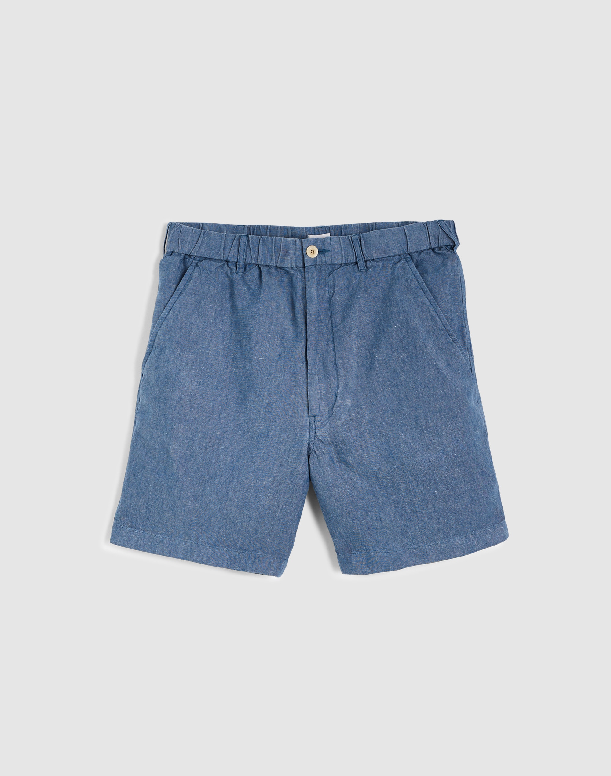 Pull-On Shorts in Linen