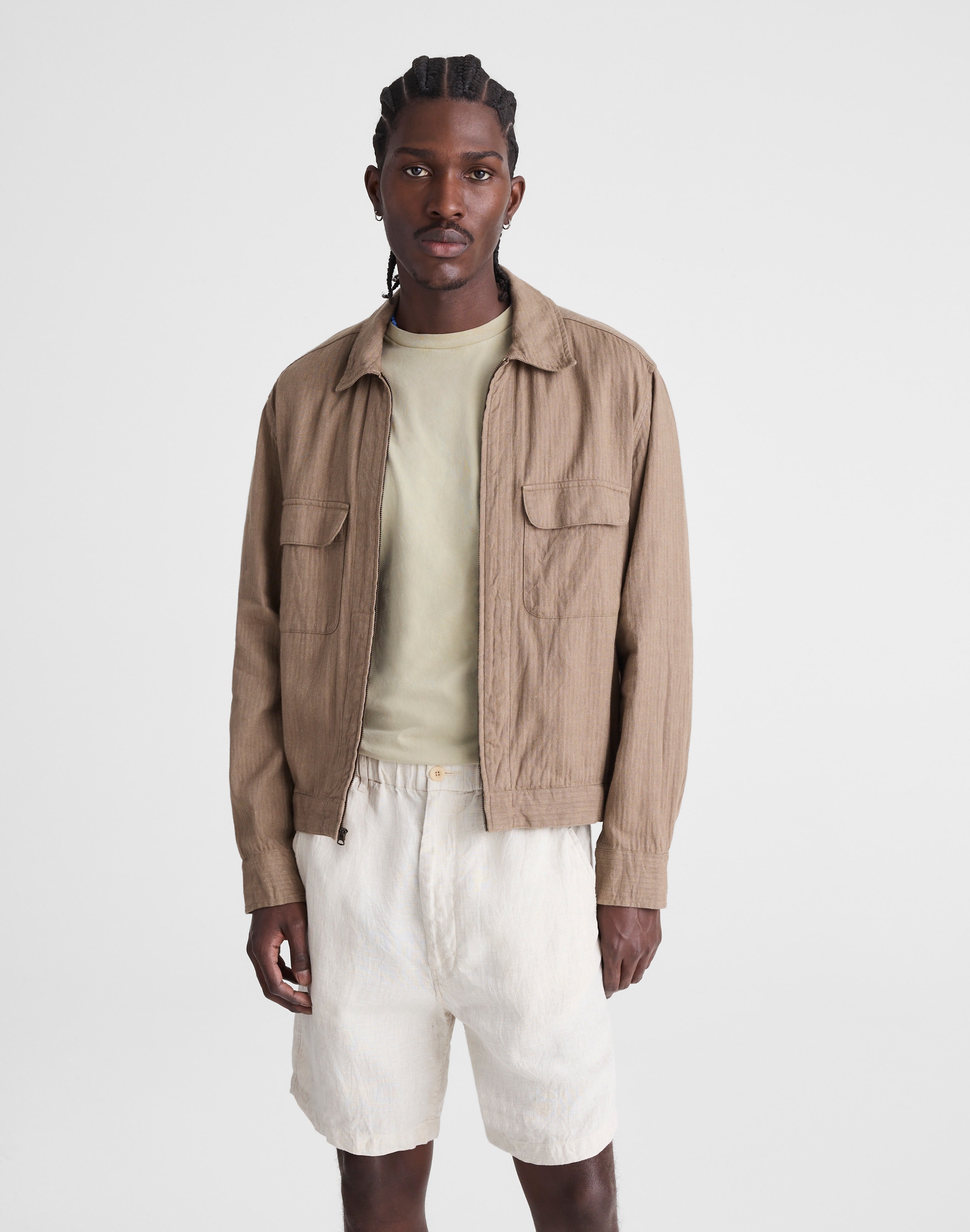 Pull-On Shorts in Linen