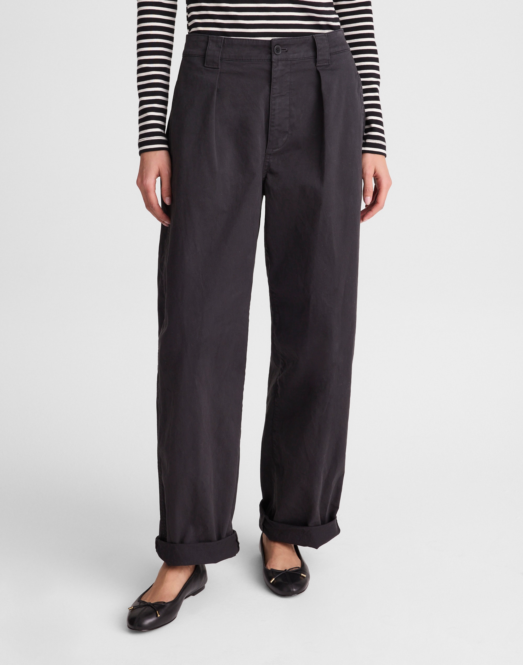 The Barrel-Leg Chino Pant