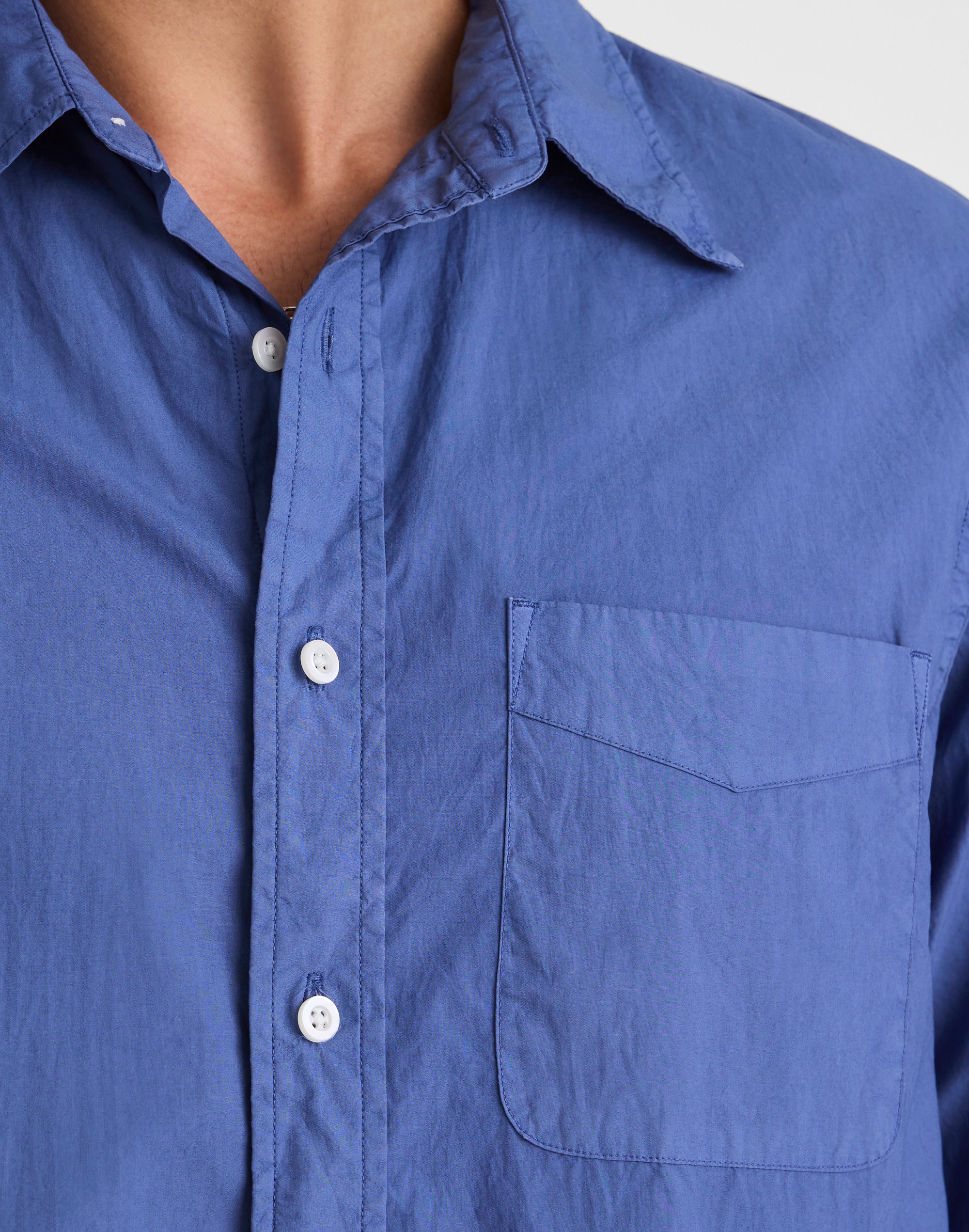 Button-Up Shirt in Crisp Poplin