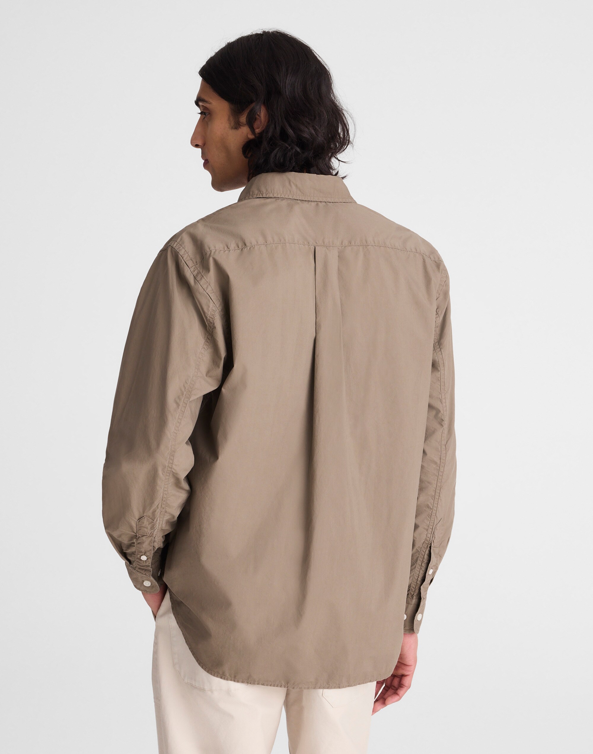 Button-Up Shirt in Crisp Poplin