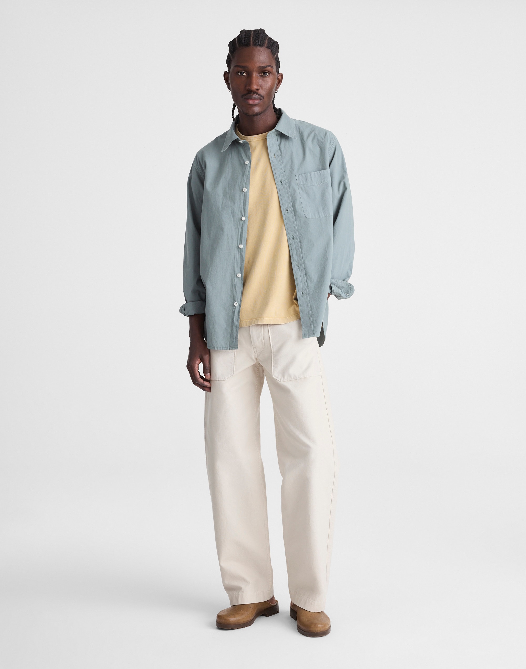 Button-Up Shirt in Crisp Poplin
