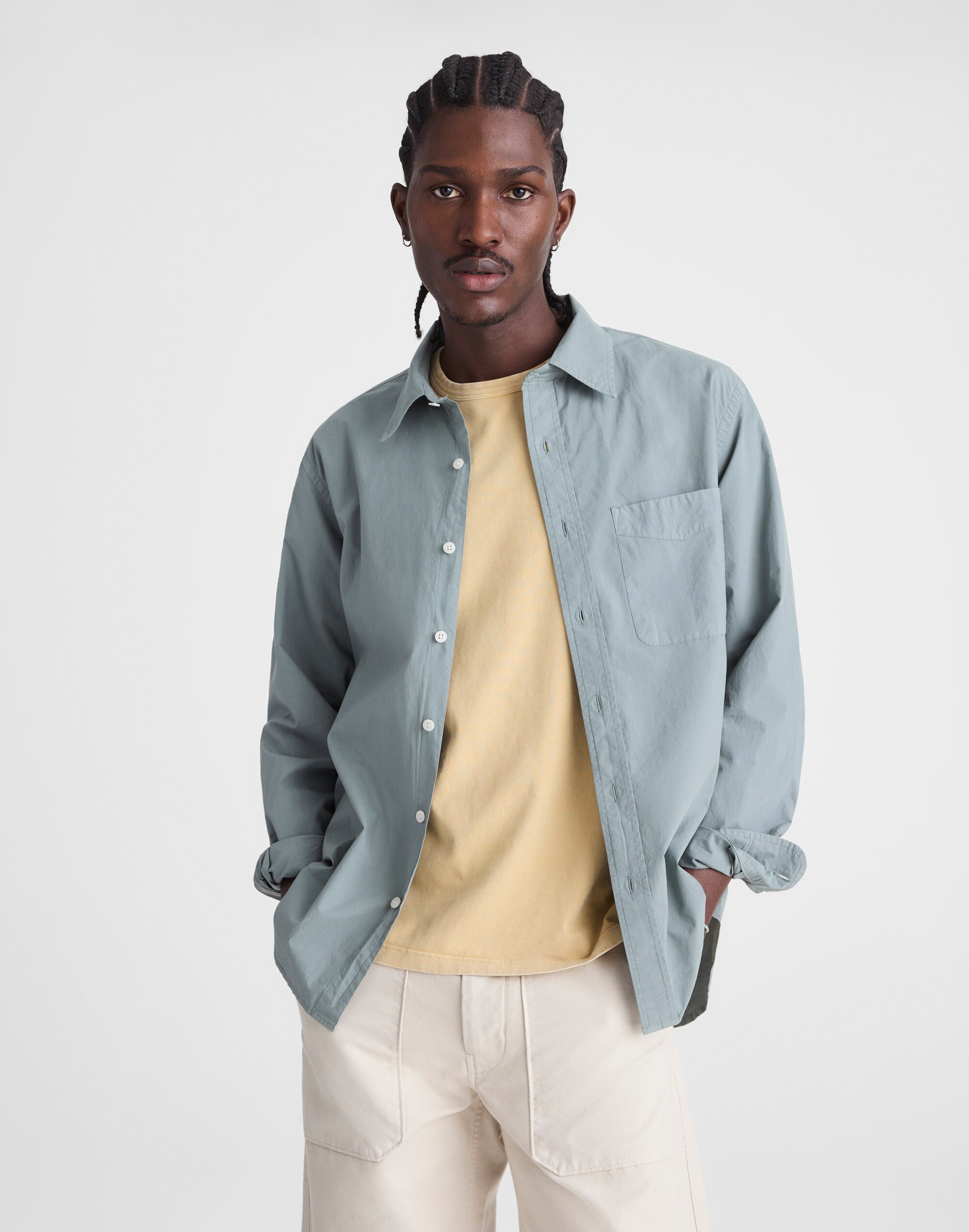 Button-Up Shirt in Crisp Poplin