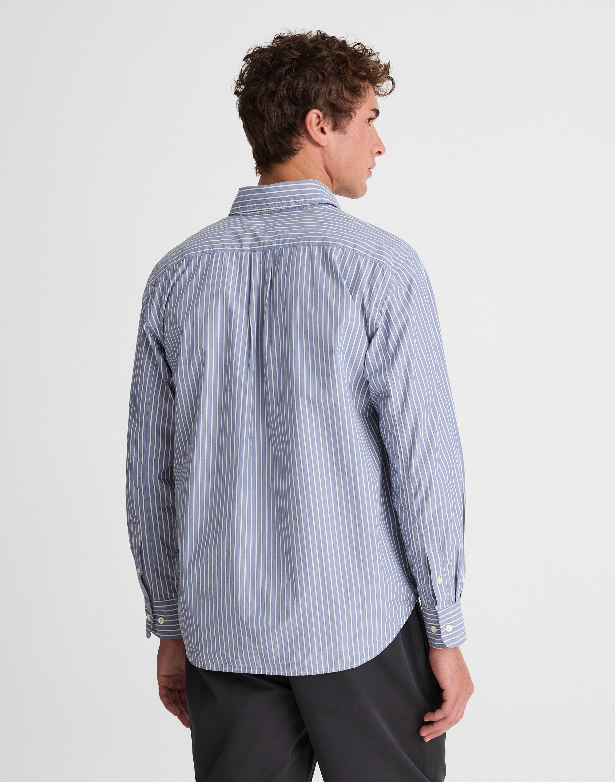 Button-Up Shirt in Crisp Poplin