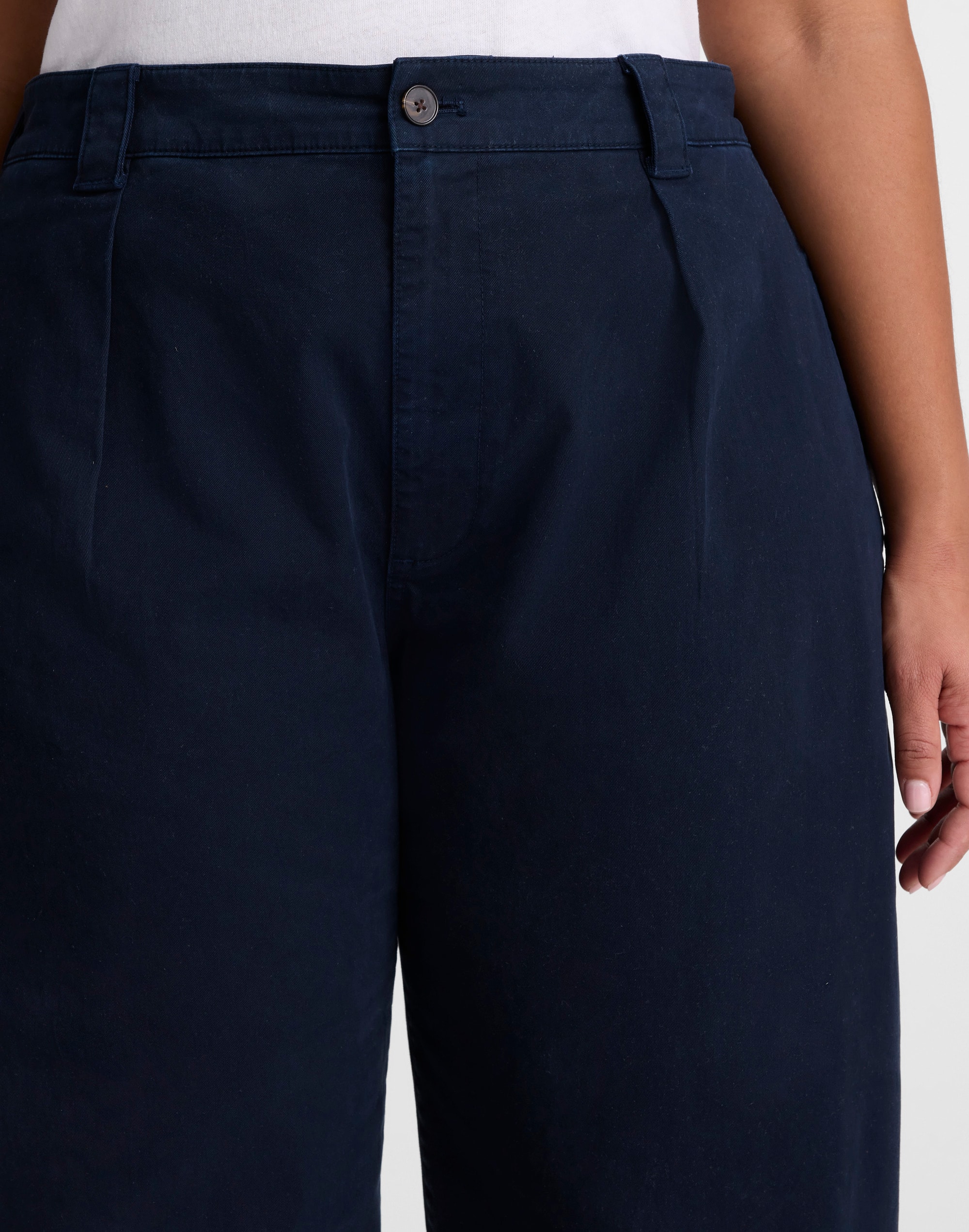 The Plus Barrel-Leg Chino Pant