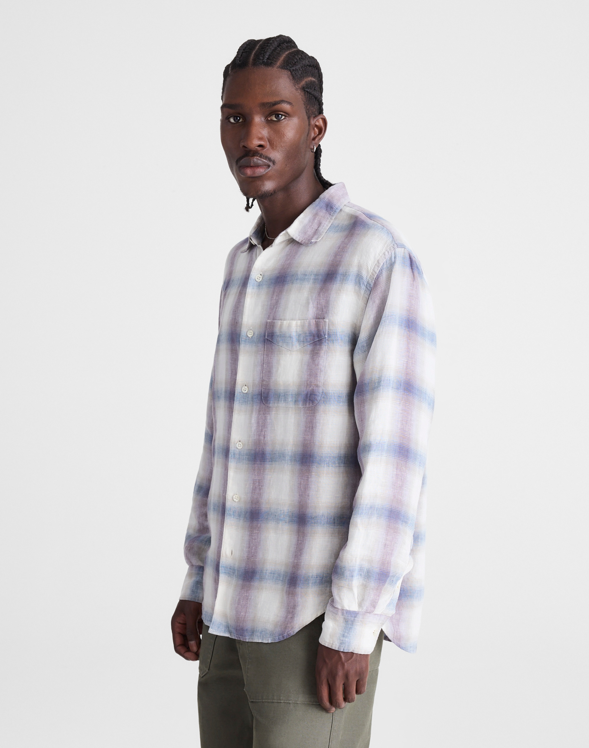 Button-Up Shirt in Linen