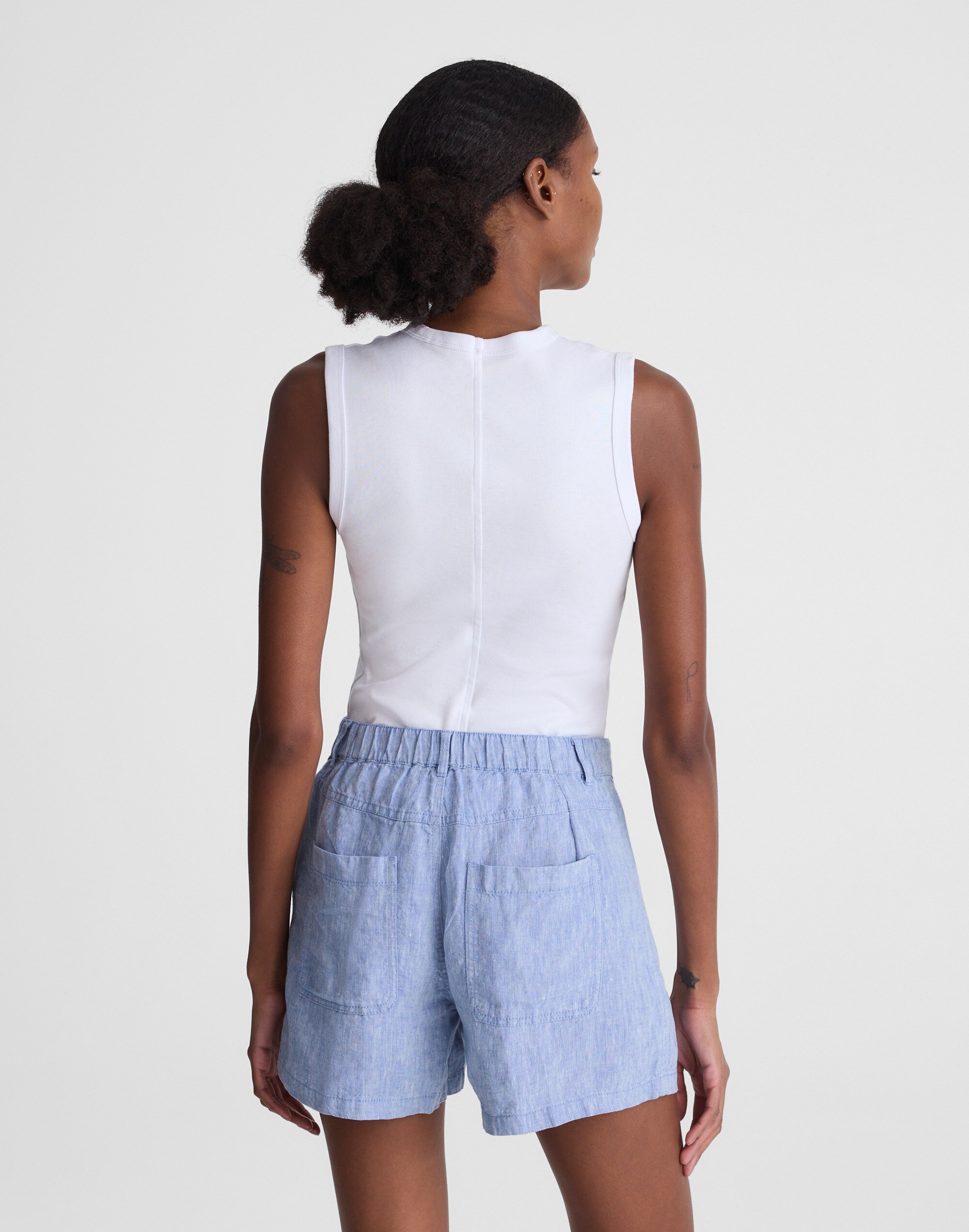 The Zoe Short in 100% Linen