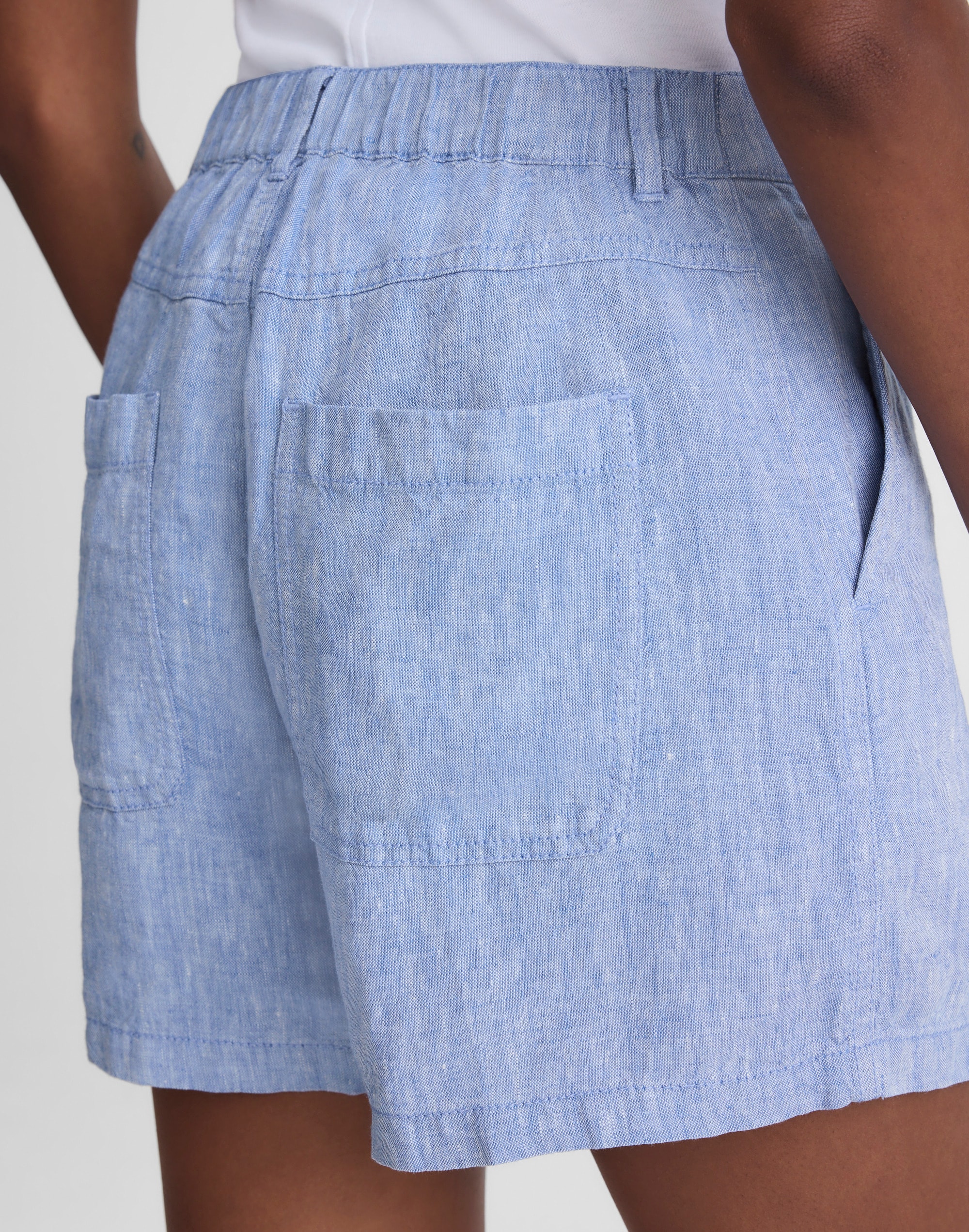 The Zoe Short in 100% Linen