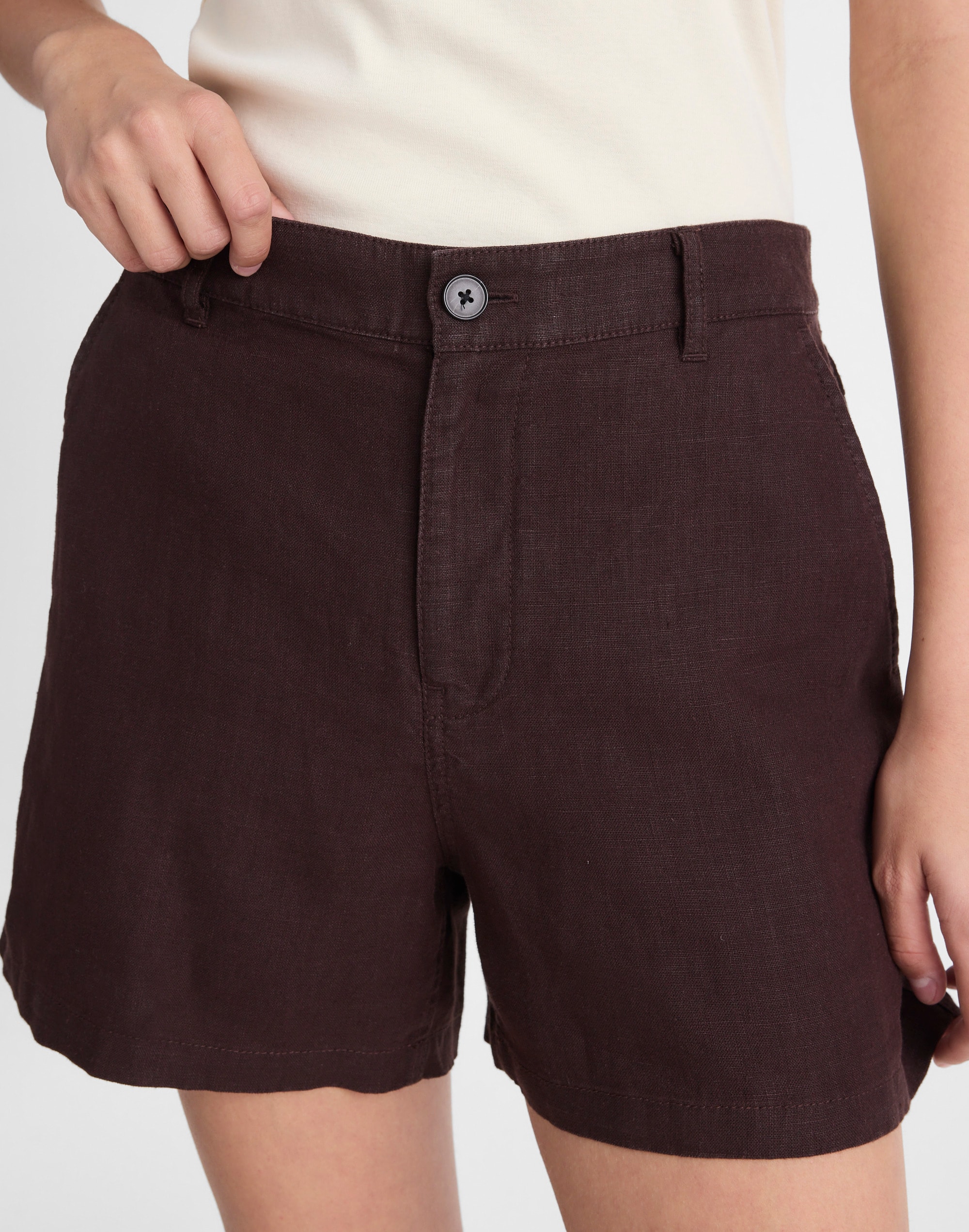 The Zoe Short in 100% Linen