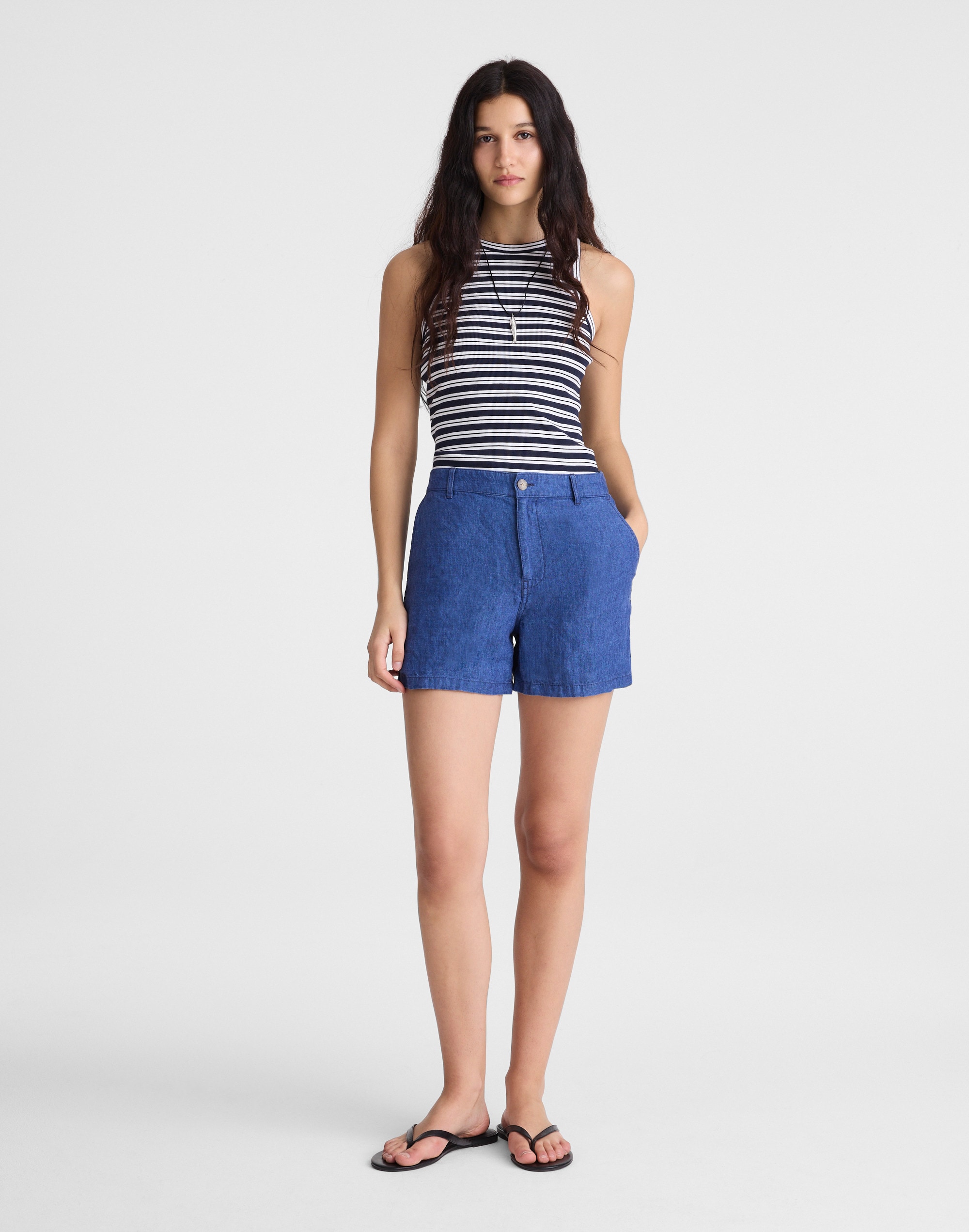 The Zoe Short in 100% Linen