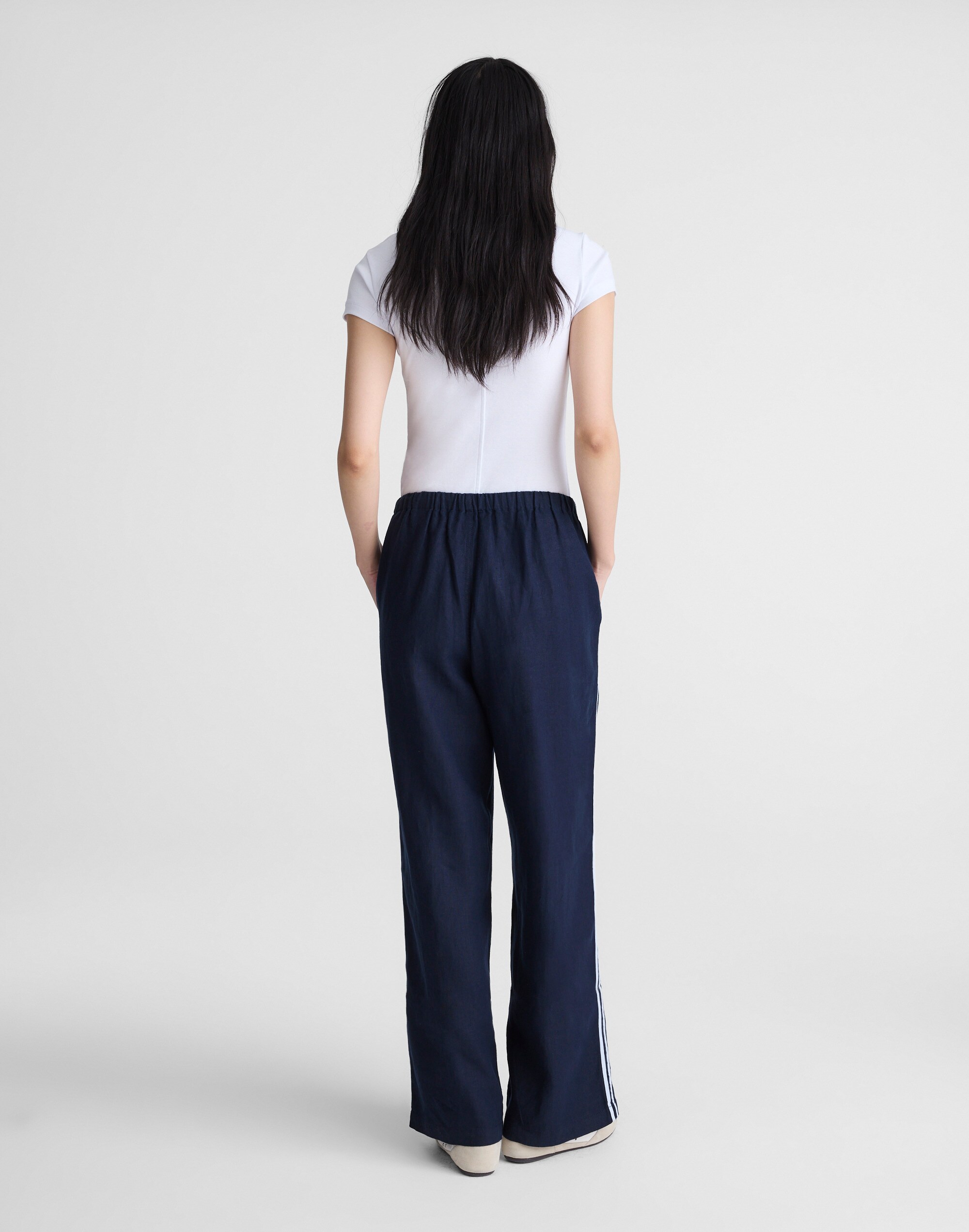 Pull-On Pants in 100% Linen