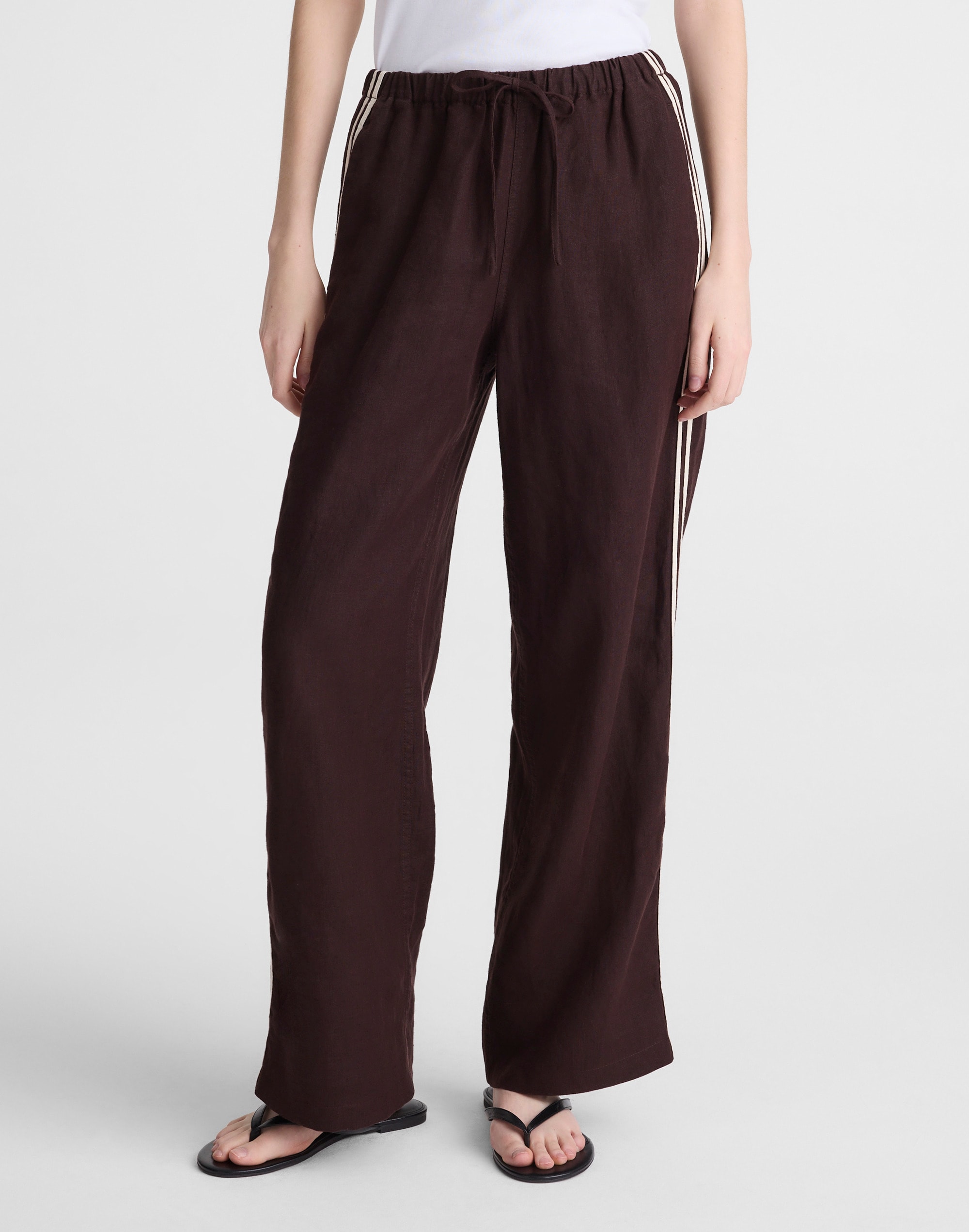 Short Pull-On Pants in 100% Linen