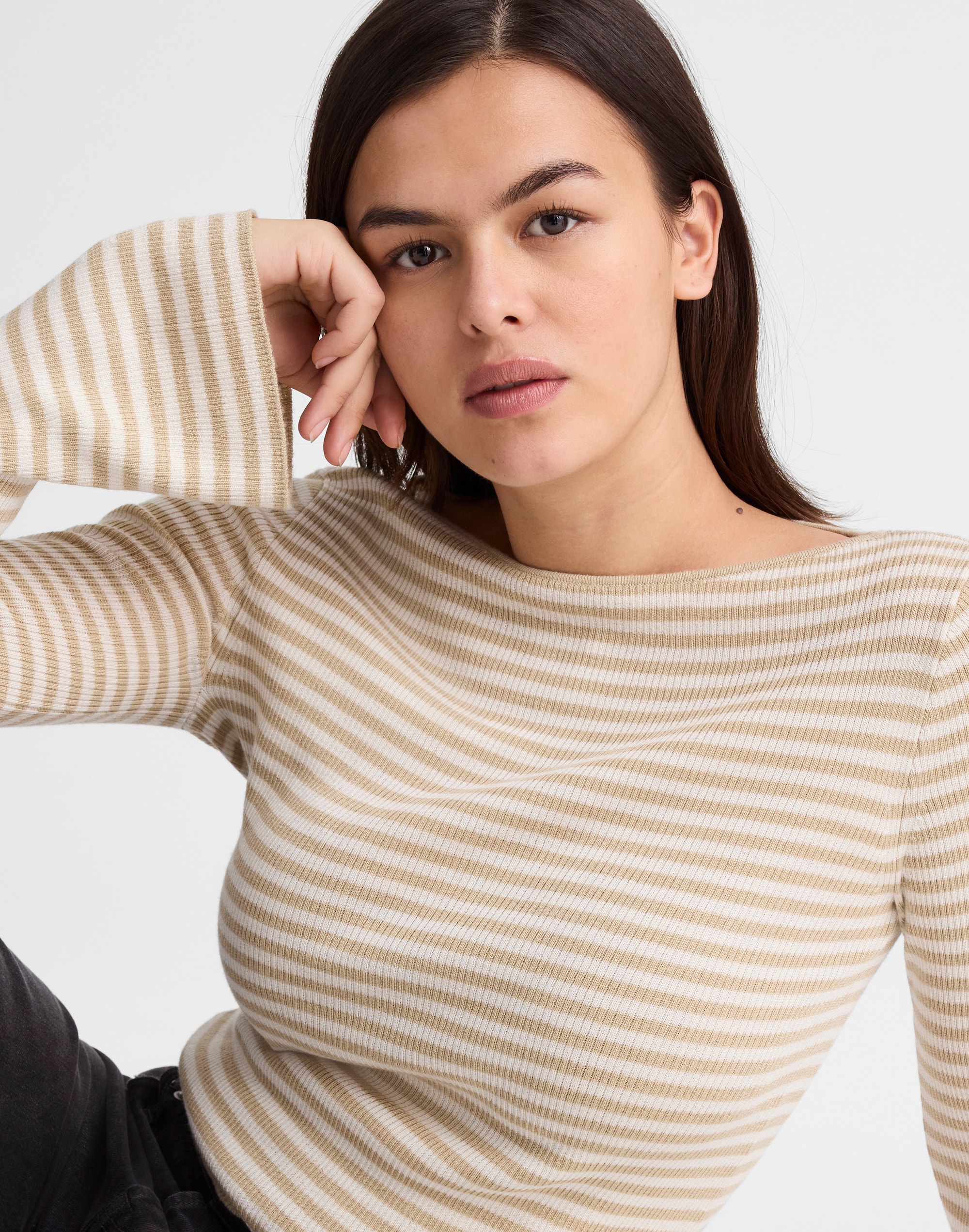 Flared-Sleeve Boatneck Sweater in Merino Wool-Silk Blend