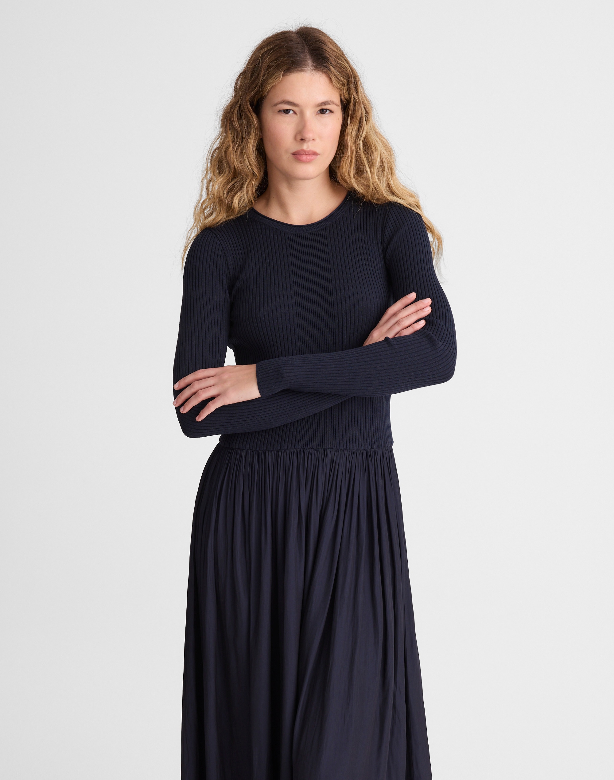 Ribbed Scoopneck Midi Dress
