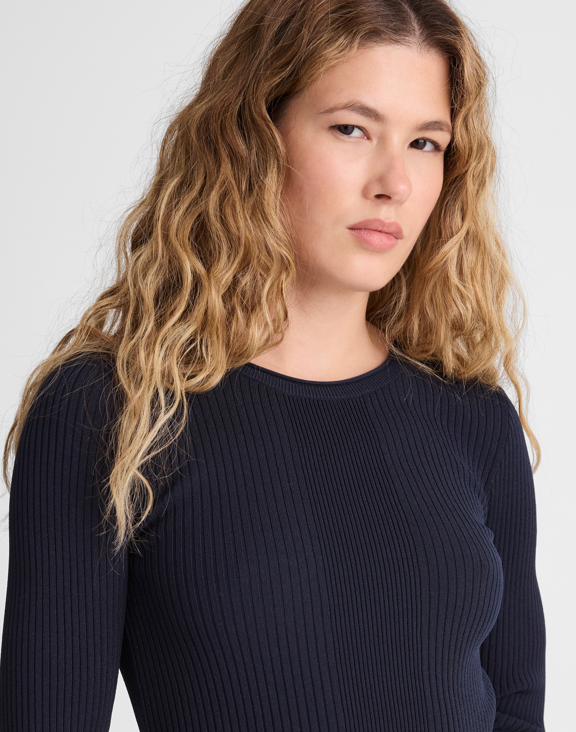 Ribbed Scoopneck Midi Dress