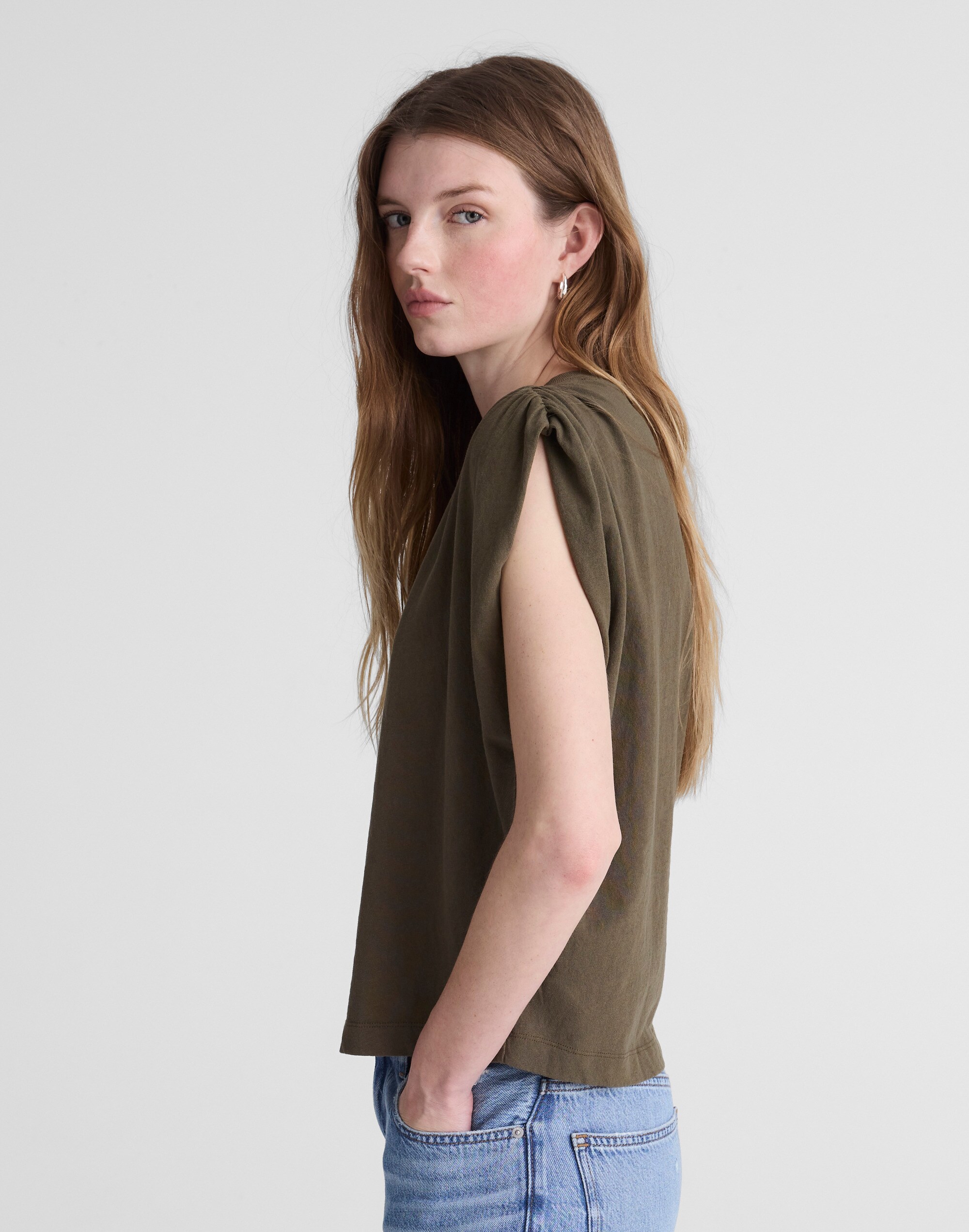 The Relaxed Muscle Tee in Vintage Jersey