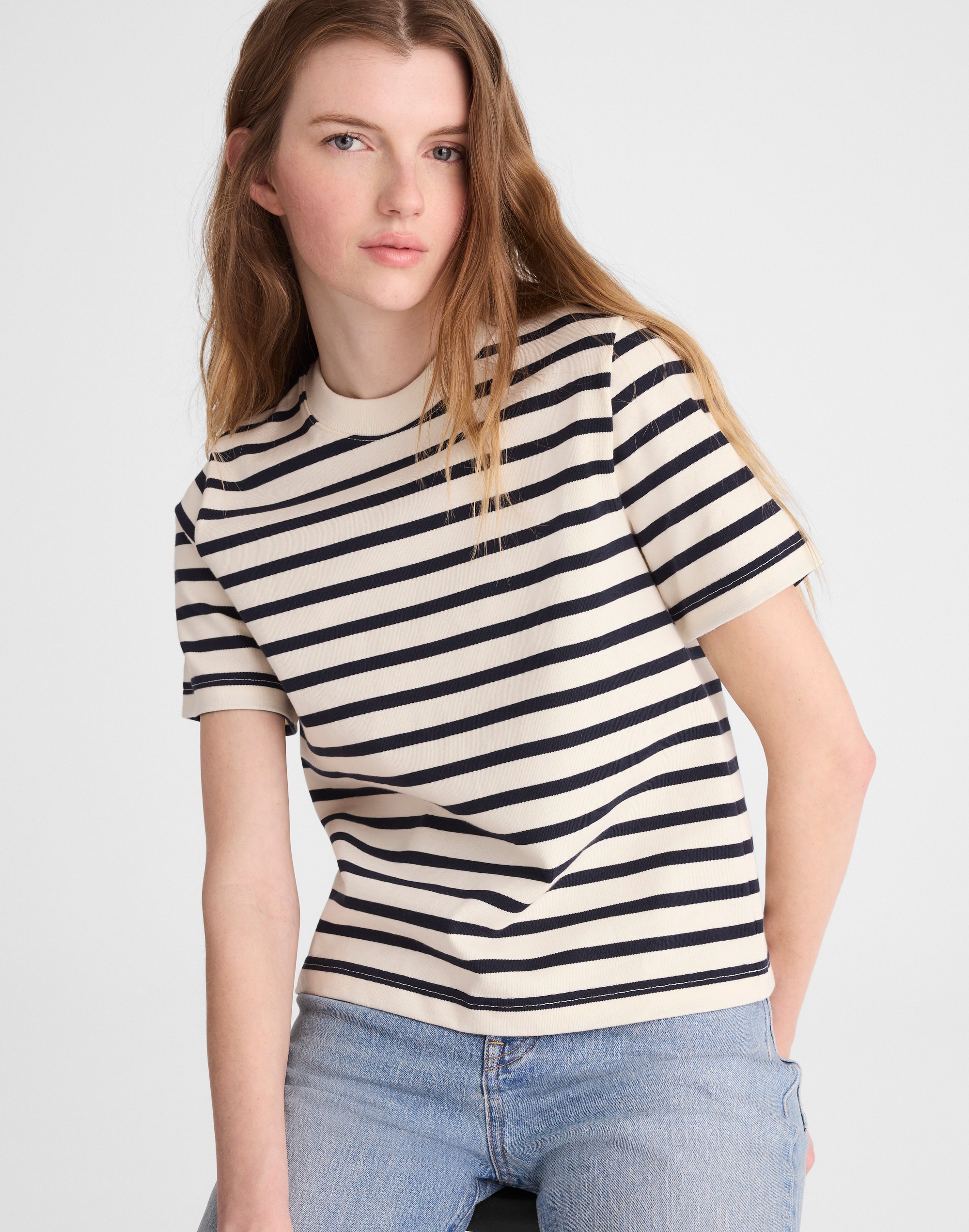 heavyweight crewneck tee