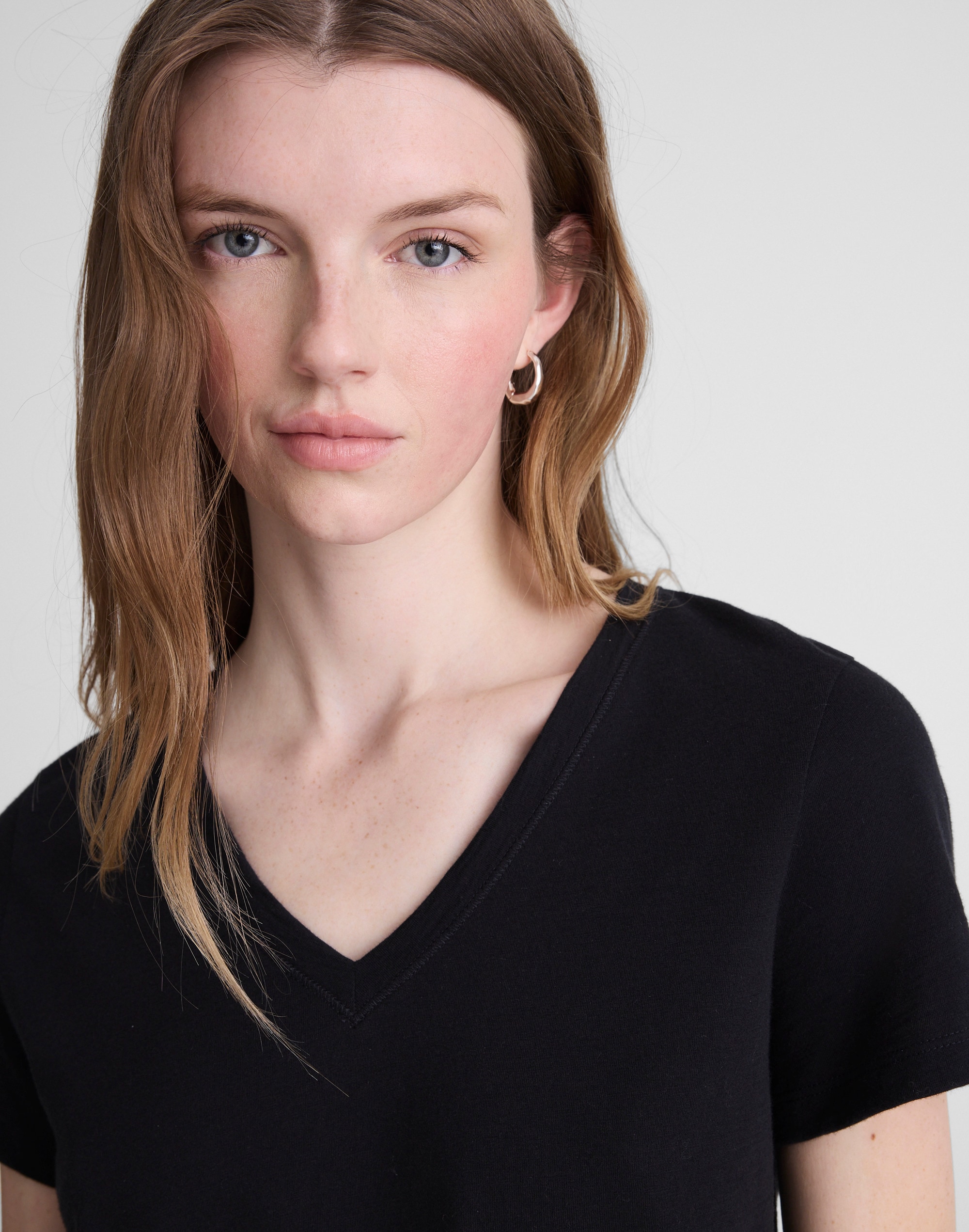 The Relaxed V-Neck Tee in Vintage Jersey