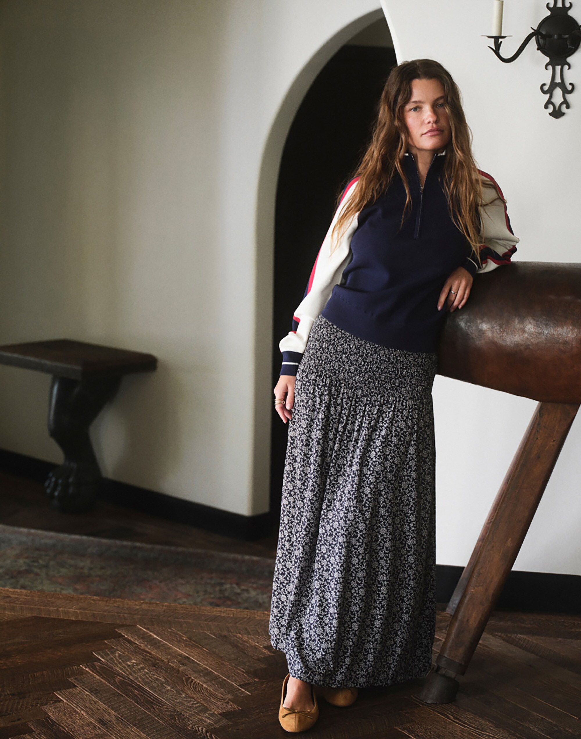 Smocked-Waist Midi Skirt in Floral Print